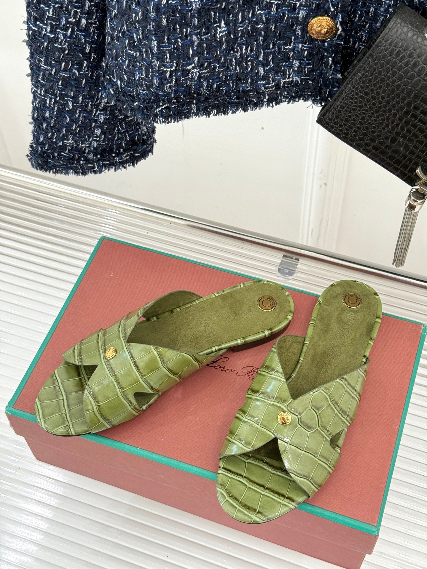 LP SANDALS 25S IN MOSS GREEN LAMBSKIN SNAKE EMBOSSING - 35