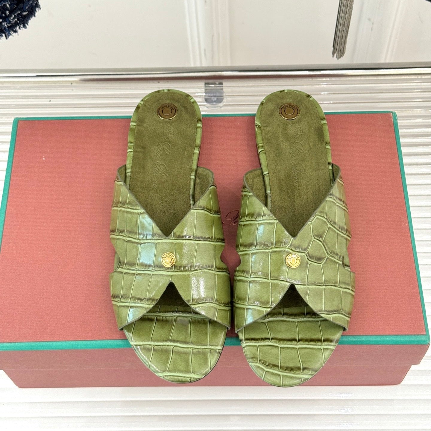 LP SANDALS 25S IN MOSS GREEN LAMBSKIN SNAKE EMBOSSING - 35