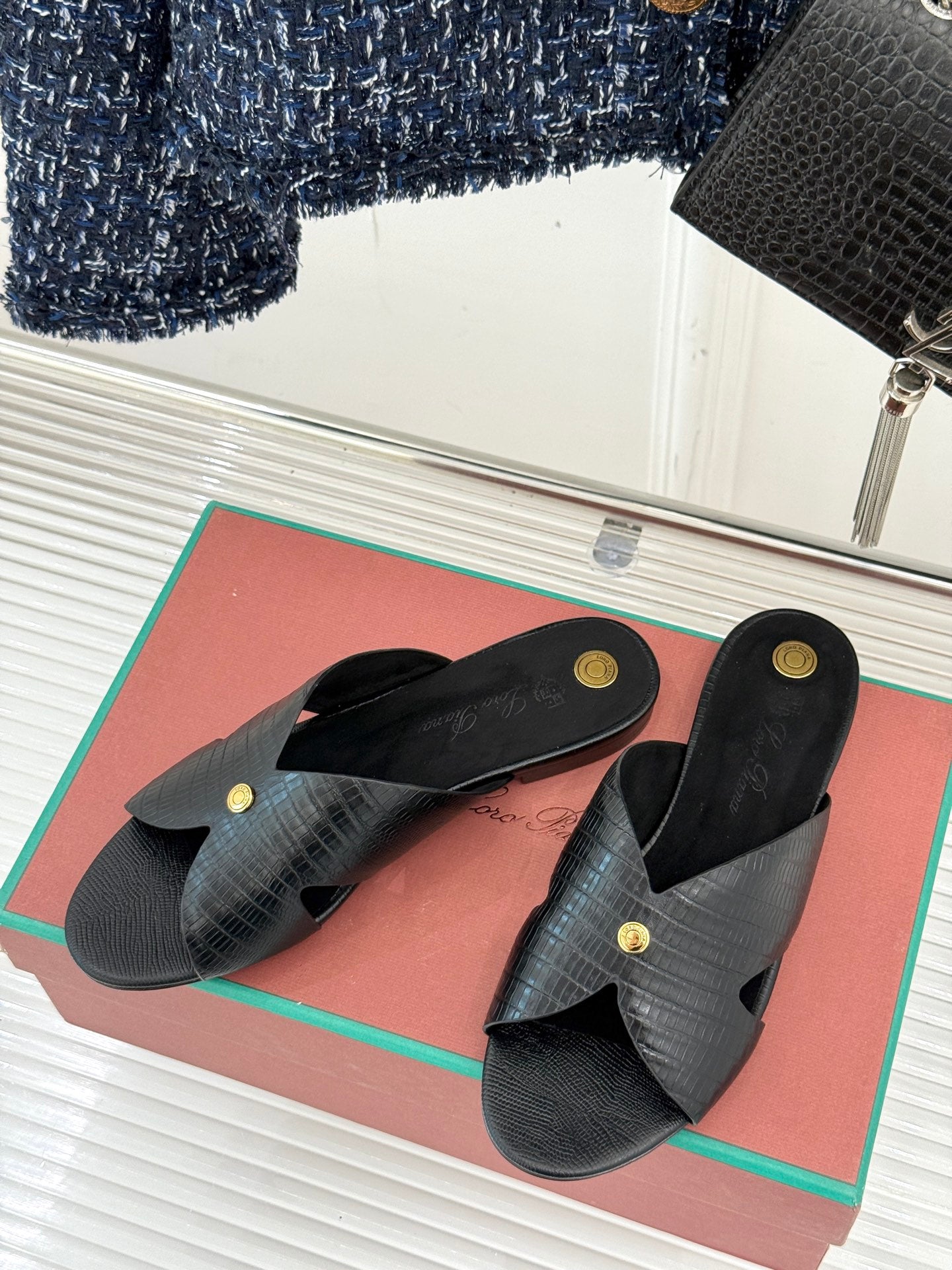 LP SANDALS 25S IN BLACK LAMBSKIN SNAKE EMBOSSING - 35