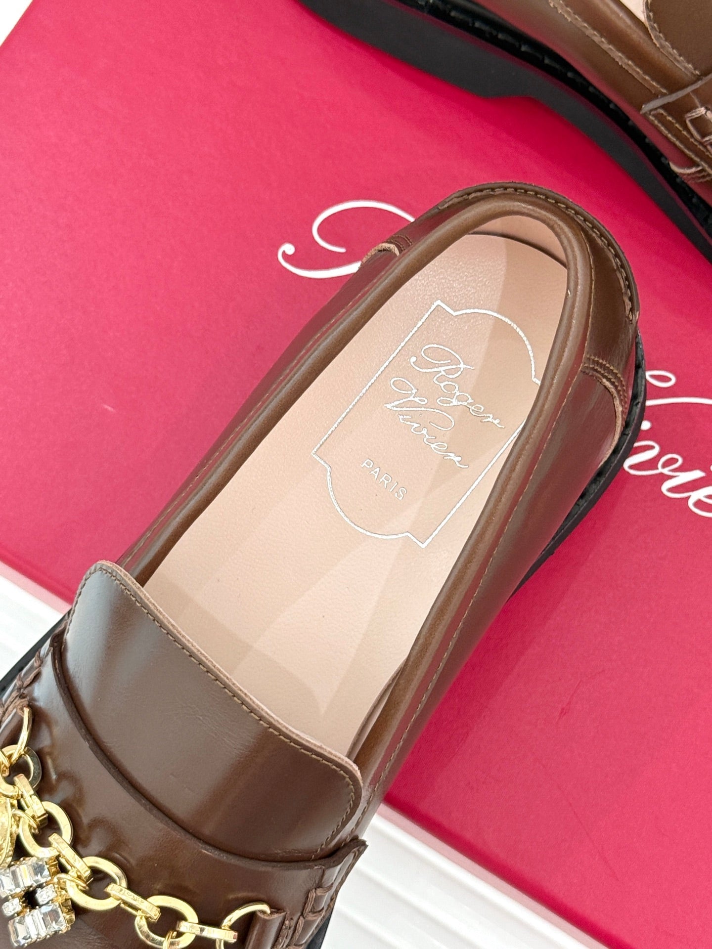 ROGER VIVIER 25S RANGERS CHAIN LOAFER IN BROWN CALFSKIN - 35