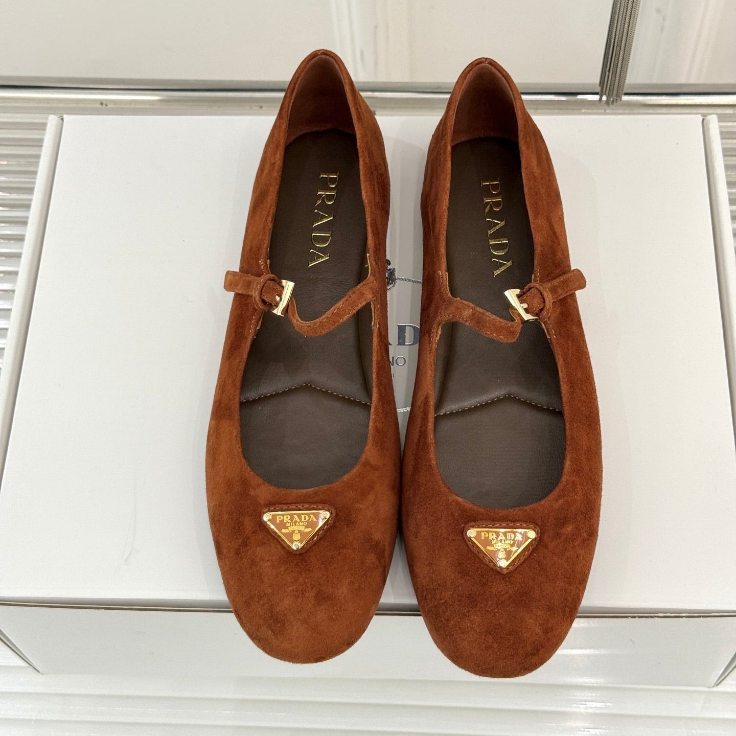 PRADA 25S SOFT PADDED BALLERINAS IN BURNT ORANGE SUEDE - 35