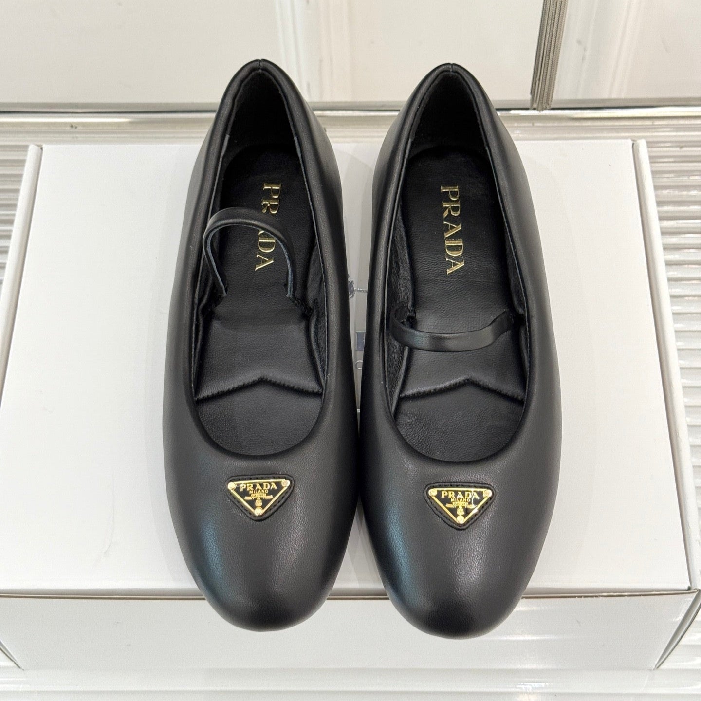 PRADA 25S SOFT PADDED BALLERINAS IN BLACK NAPPA LEATHER - 35