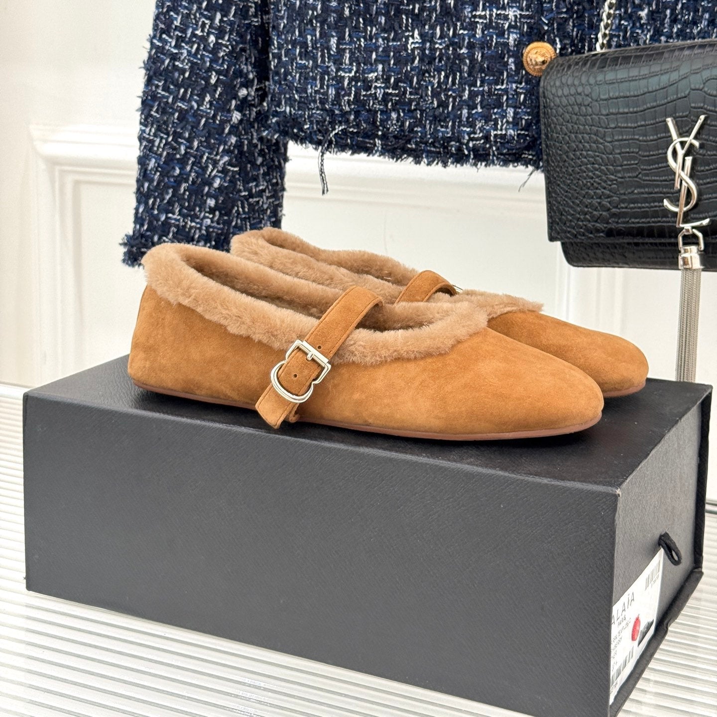 SHEARLING BALLET FLATS IN TAN BROWN SUEDE - 36
