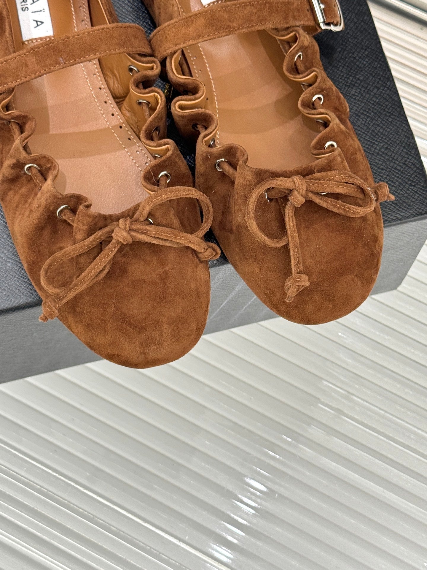 ALAIA 26S MARY JANE FLATS IN BROWN SUEDE WITH BOW