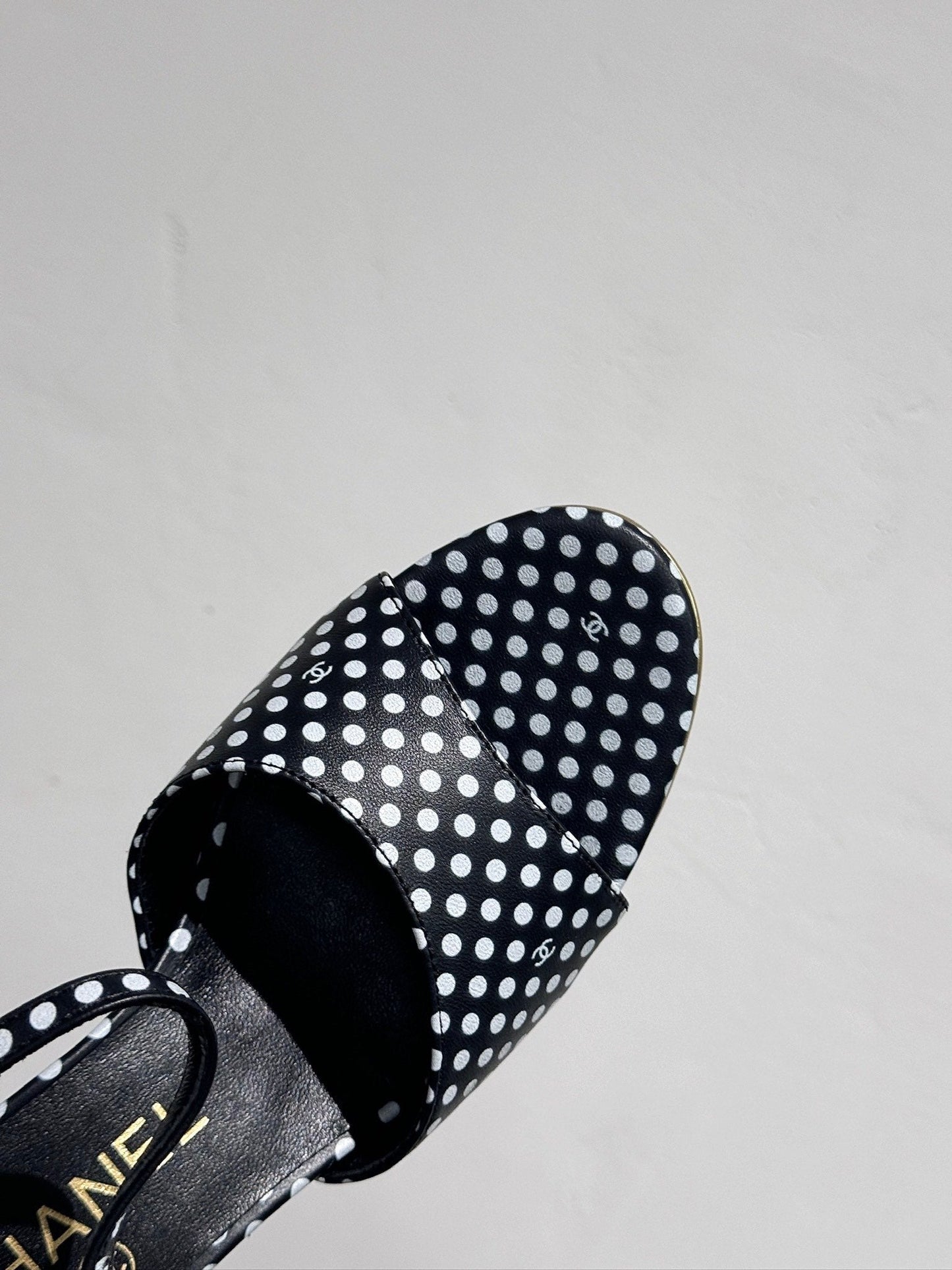 BLOCK HEEL SANDALS BLACK POLKA DOT SHEEPSKIN - 35