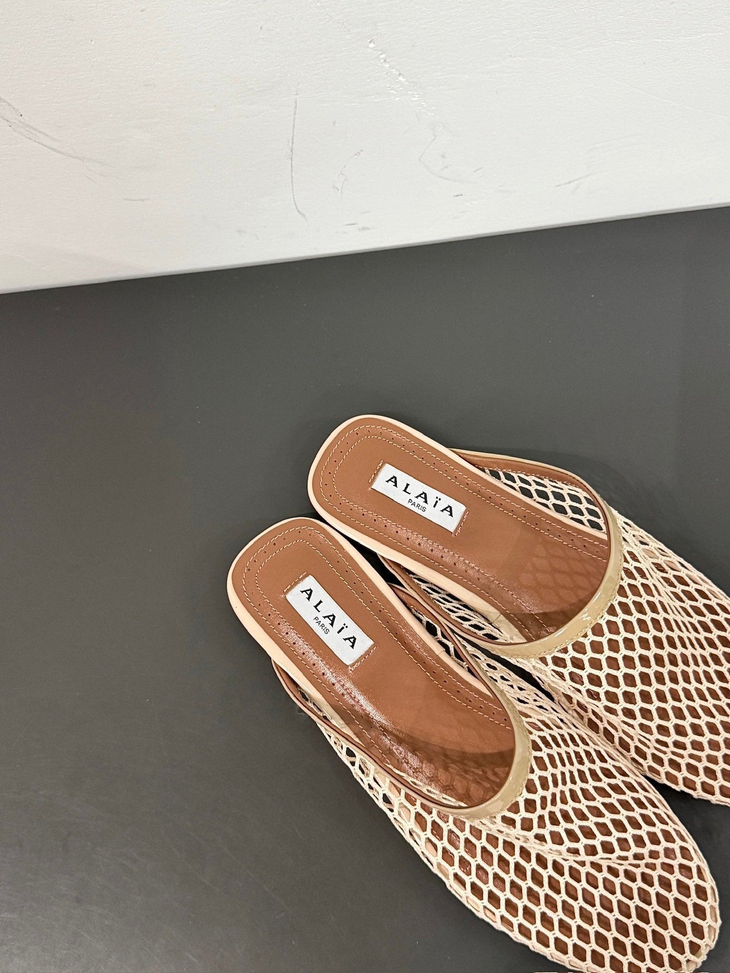 ALAIA FLAT MULES IN BEIGE MESH FISHNET - 34