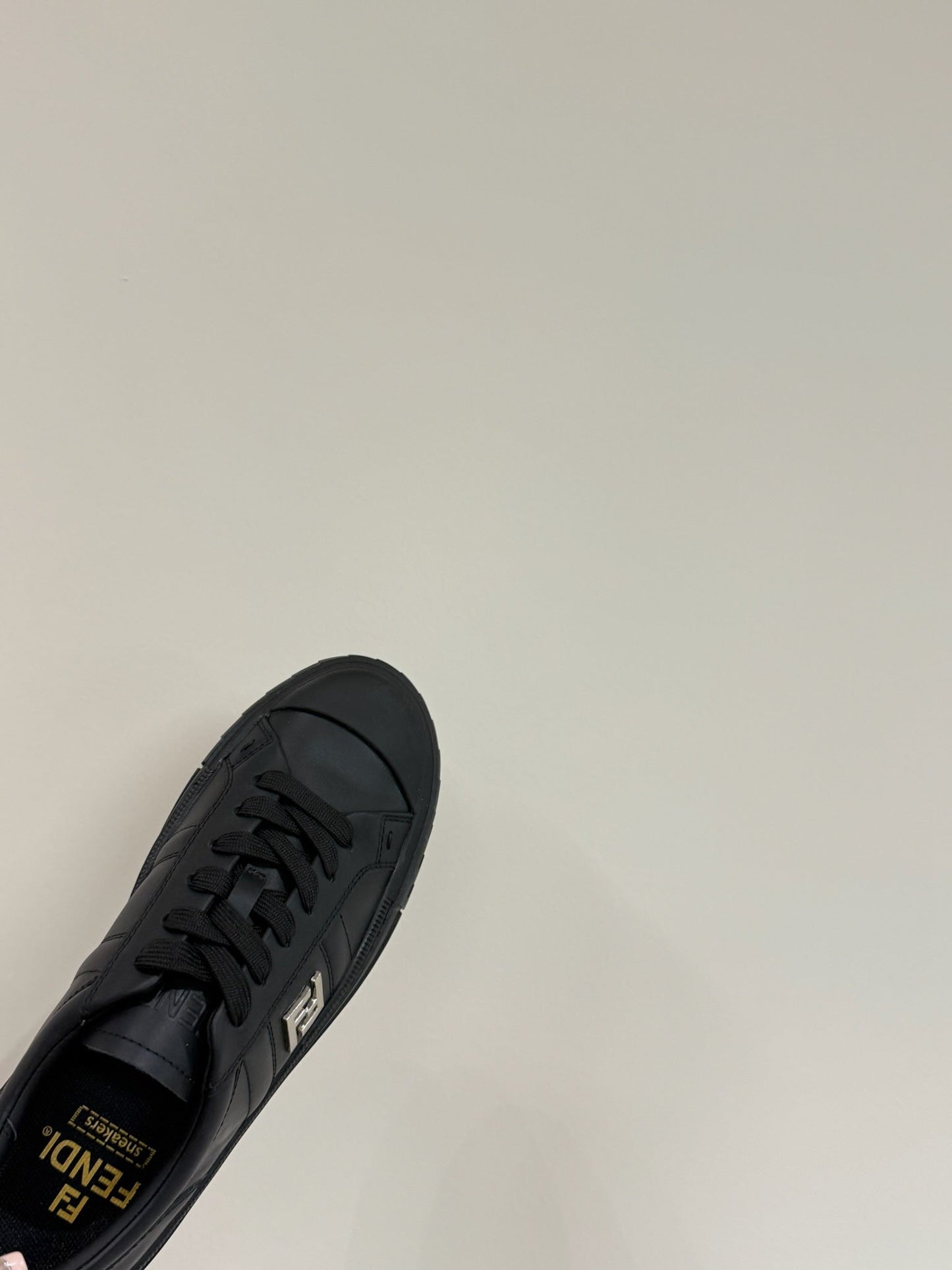 FF TRAINER SNEAKER IN BLACK CALFSKIN - 35