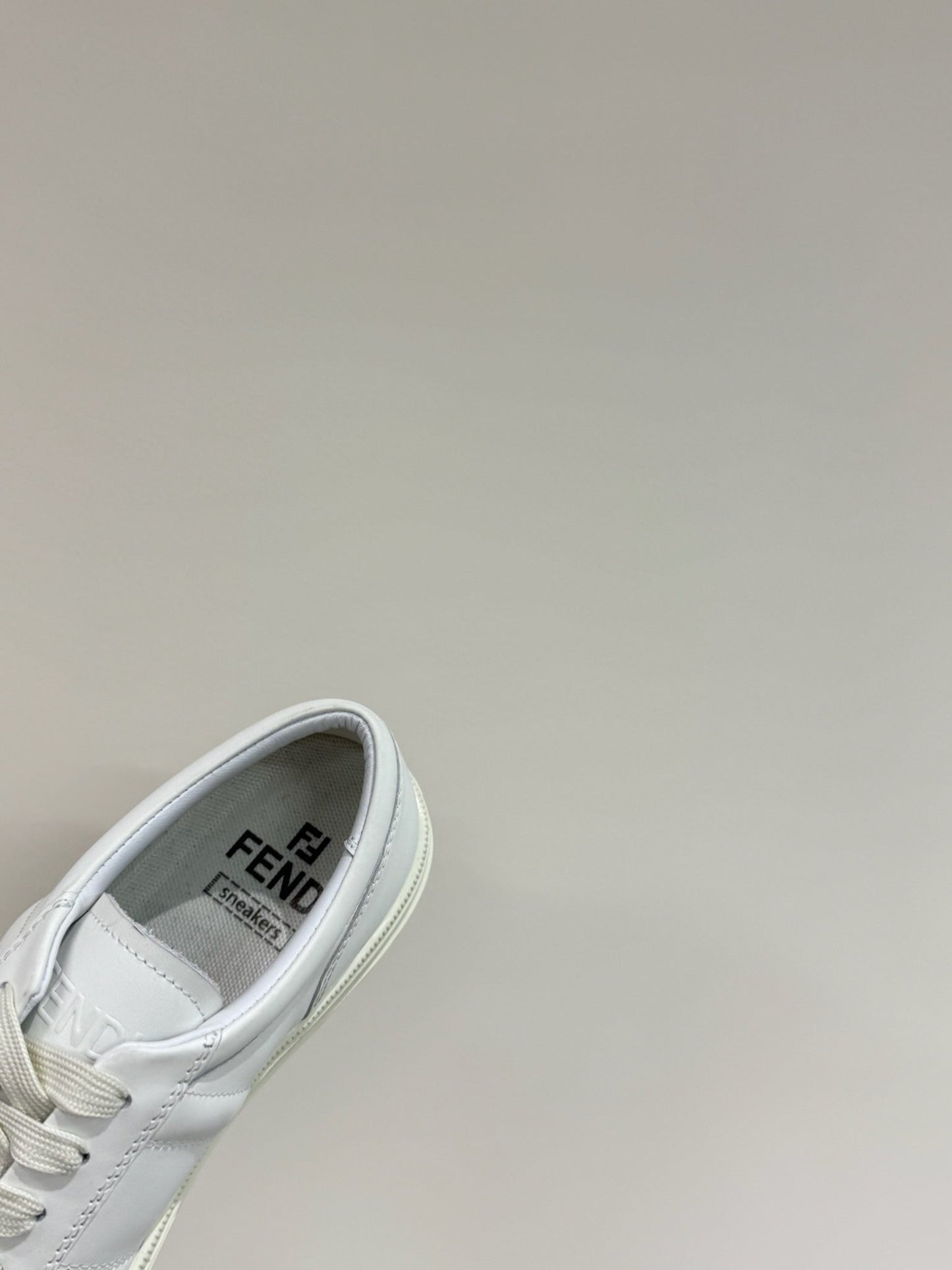 FF TRAINER SNEAKER IN WHITE CALFSKIN - 35