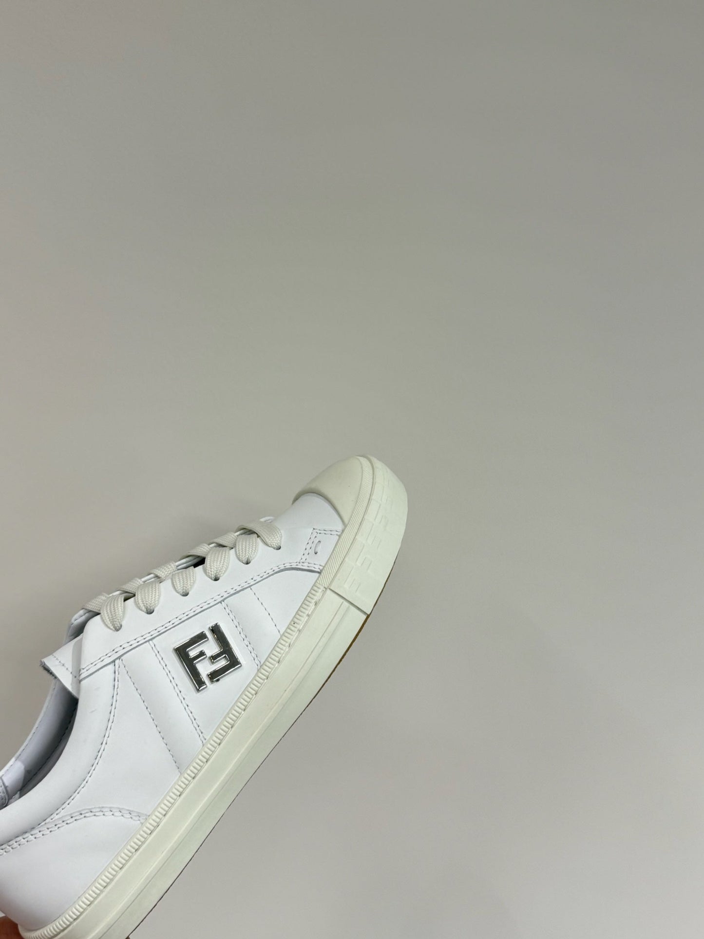 FF TRAINER SNEAKER IN WHITE CALFSKIN - 35