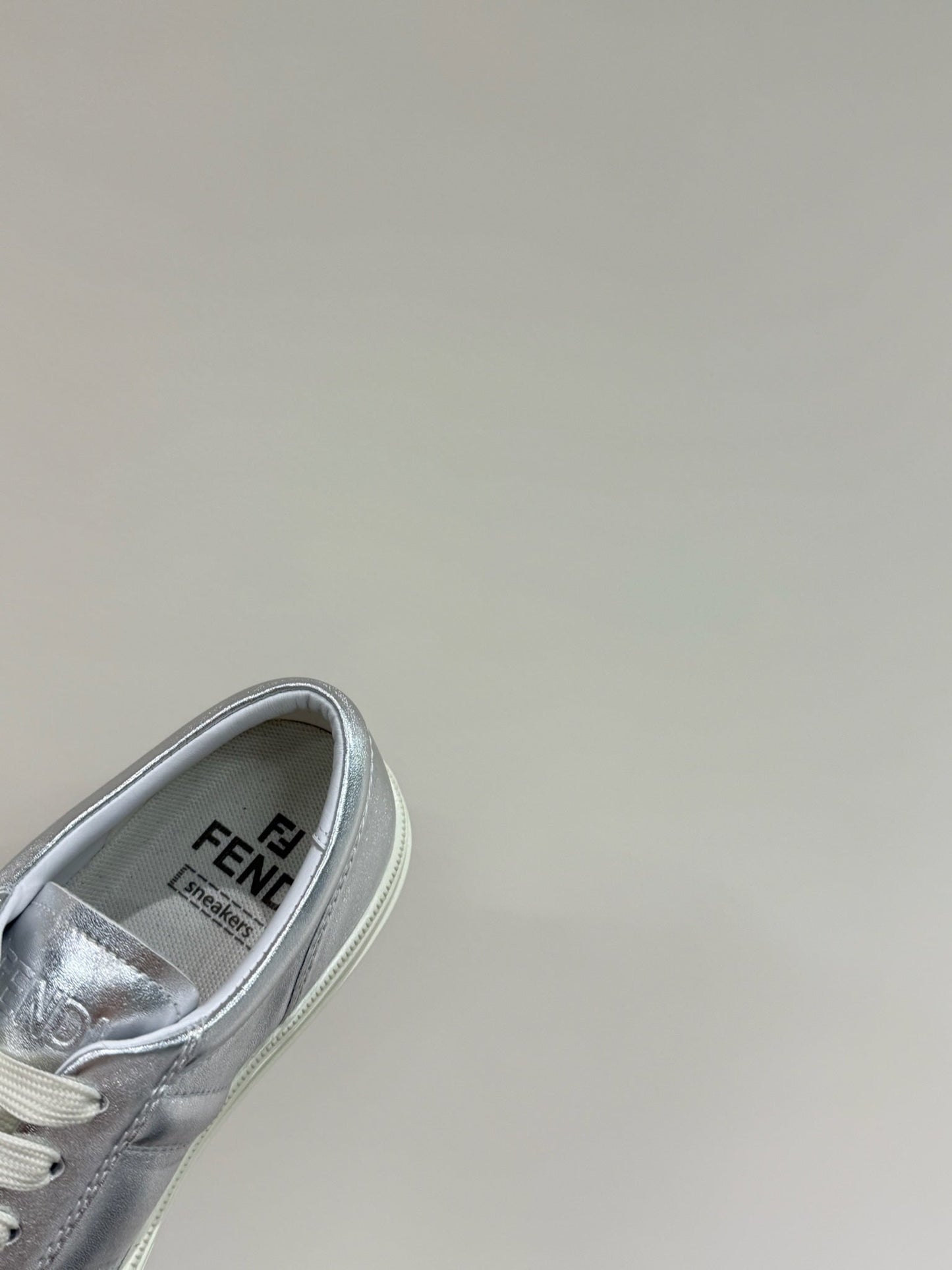 FF TRAINER SNEAKER IN SILVER MIX WHITE CALFSKIN - 35
