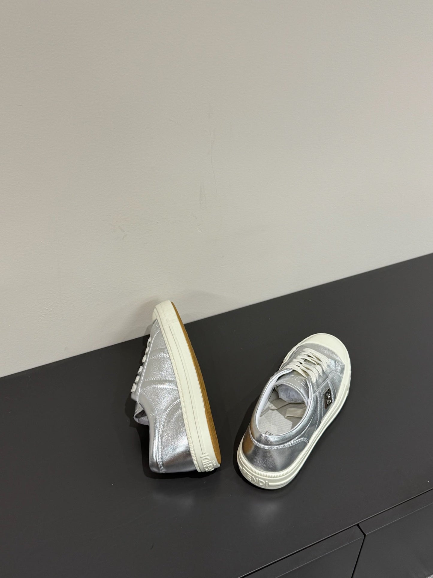 FF TRAINER SNEAKER IN SILVER MIX WHITE CALFSKIN - 35