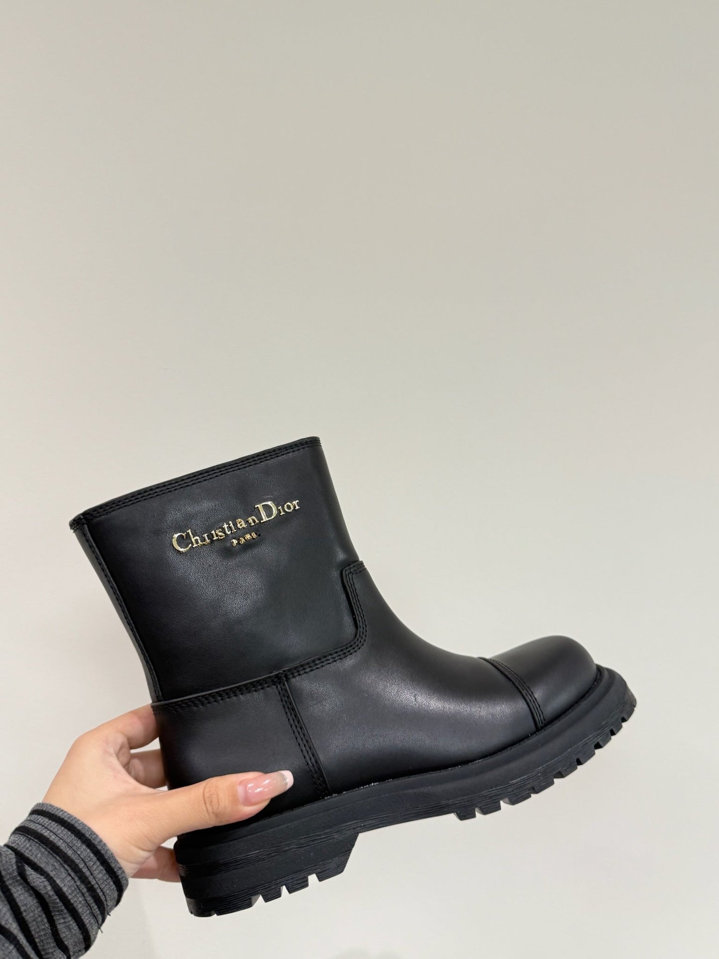 D-TOWN ANKLE BOOTS IN BLACK CALFSKIN - 35