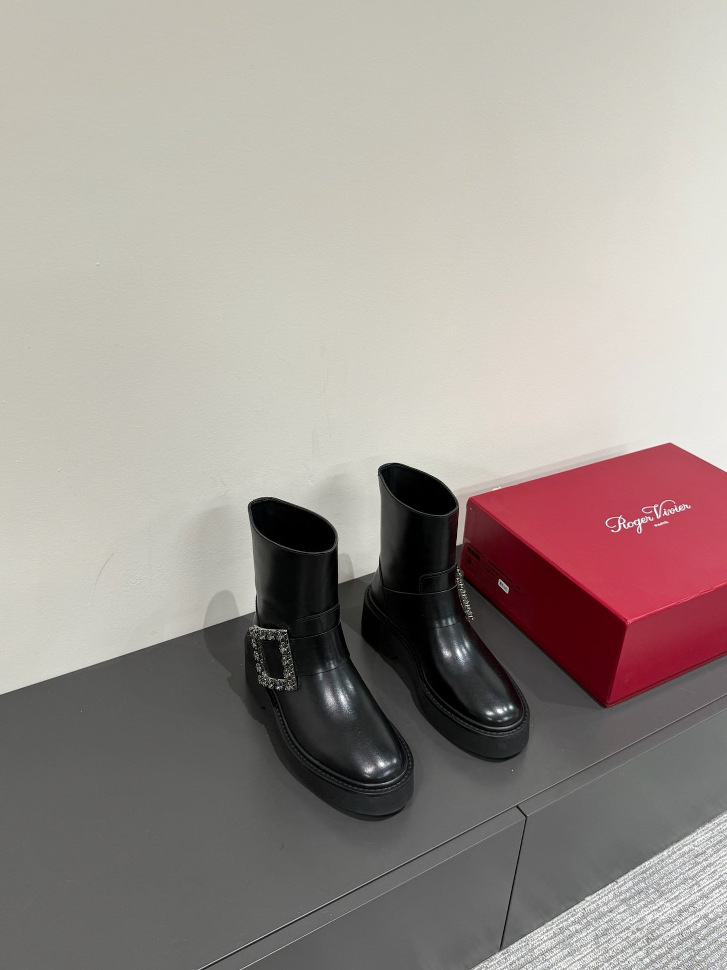 VIV' RANGERS CHELSEA ANKLE BOOTS IN BLACK CALFSKIN WITH BLACK CRYSTAL BUCKLE - 35