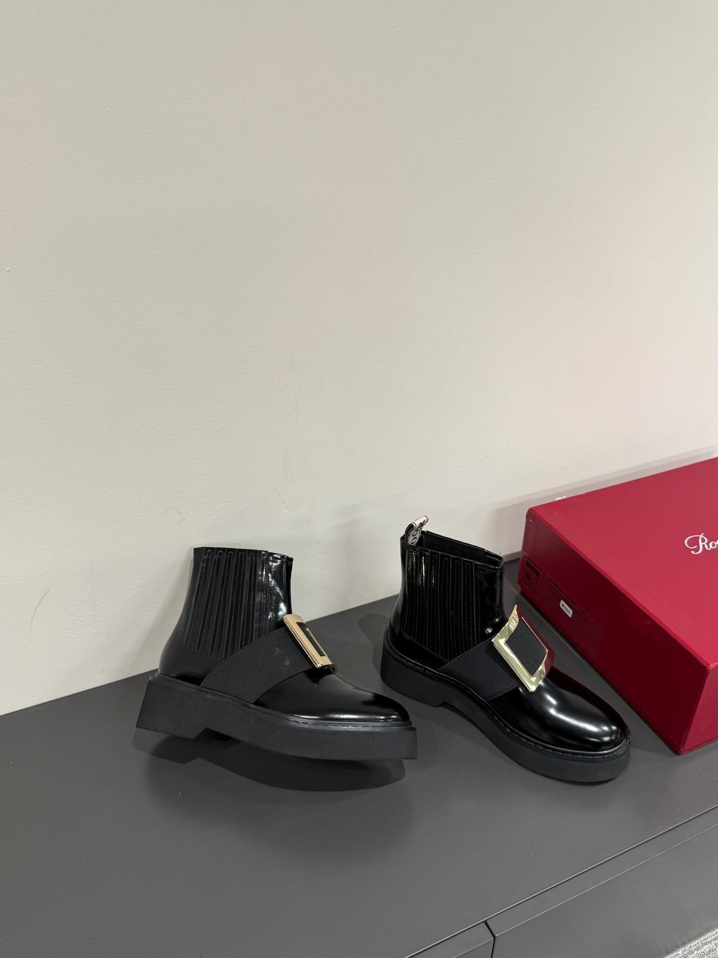 VIV' RANGERS CHELSEA BOOTIES IN BLACK CALFSKIN GOLD BUCKLE - 35