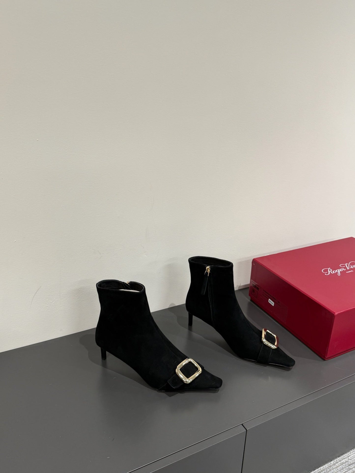 BELLE VIVIER CHELSEA BOOTIES IN BLACK SUEDE - 35