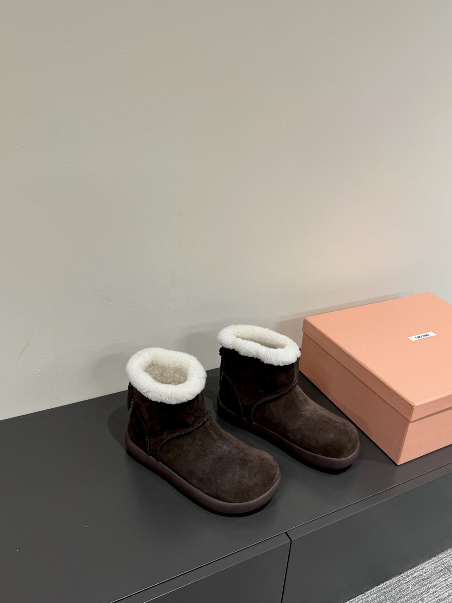 ANKLE BOOTS IN DARK CHOCOLATE SUEDE AND FLEECE LINING - 35