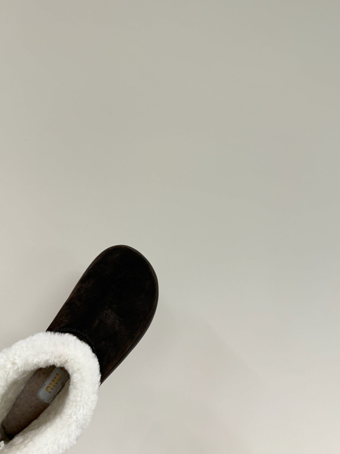 ANKLE BOOTS IN DARK CHOCOLATE SUEDE AND FLEECE LINING - 35
