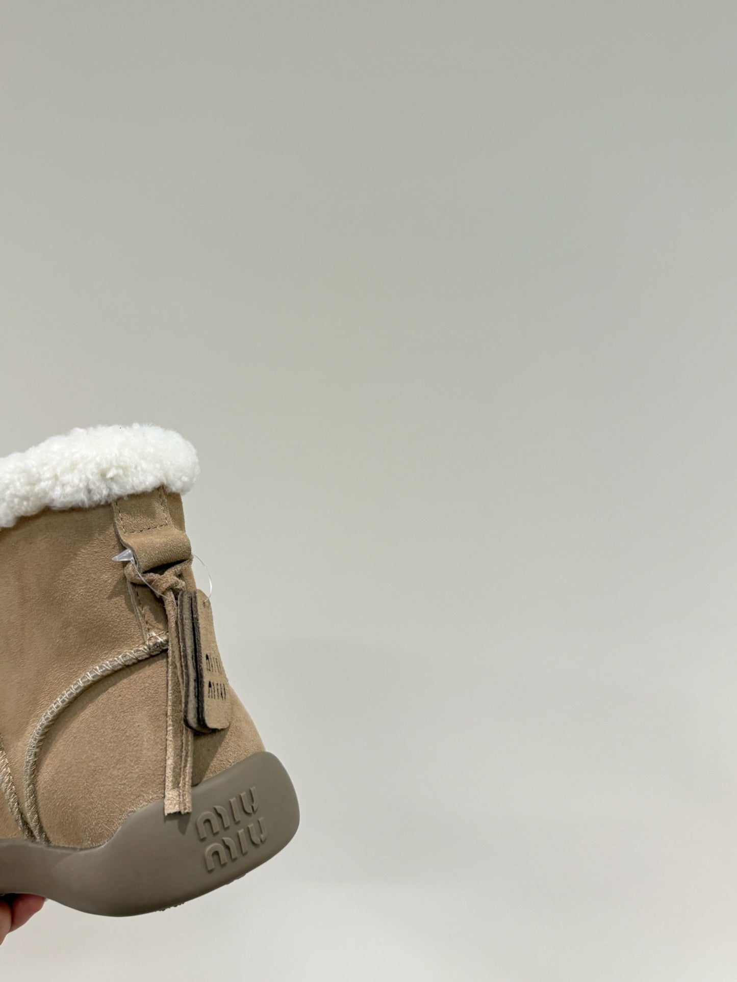 ANKLE BOOTS IN DESERT BROWN SUEDE AND FLEECE LINING - 35