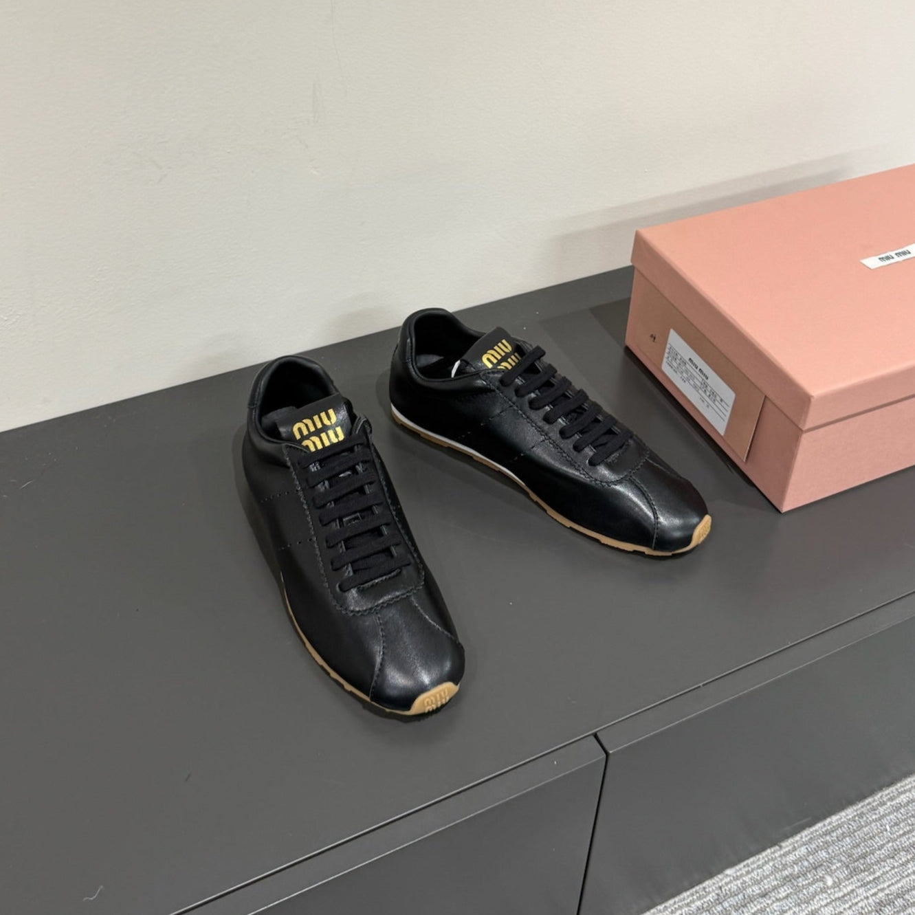 PLUME NAPPA SNEAKERS IN BLACK LAMBSKIN - 35