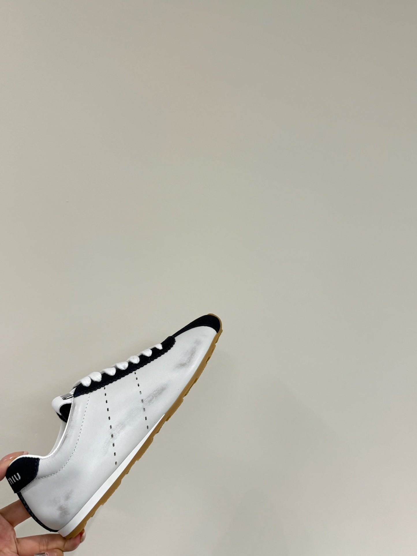 PLUME SNEAKERS IN WHITE NAPPA LAMBSKIN AND NAVY SUEDE - 35