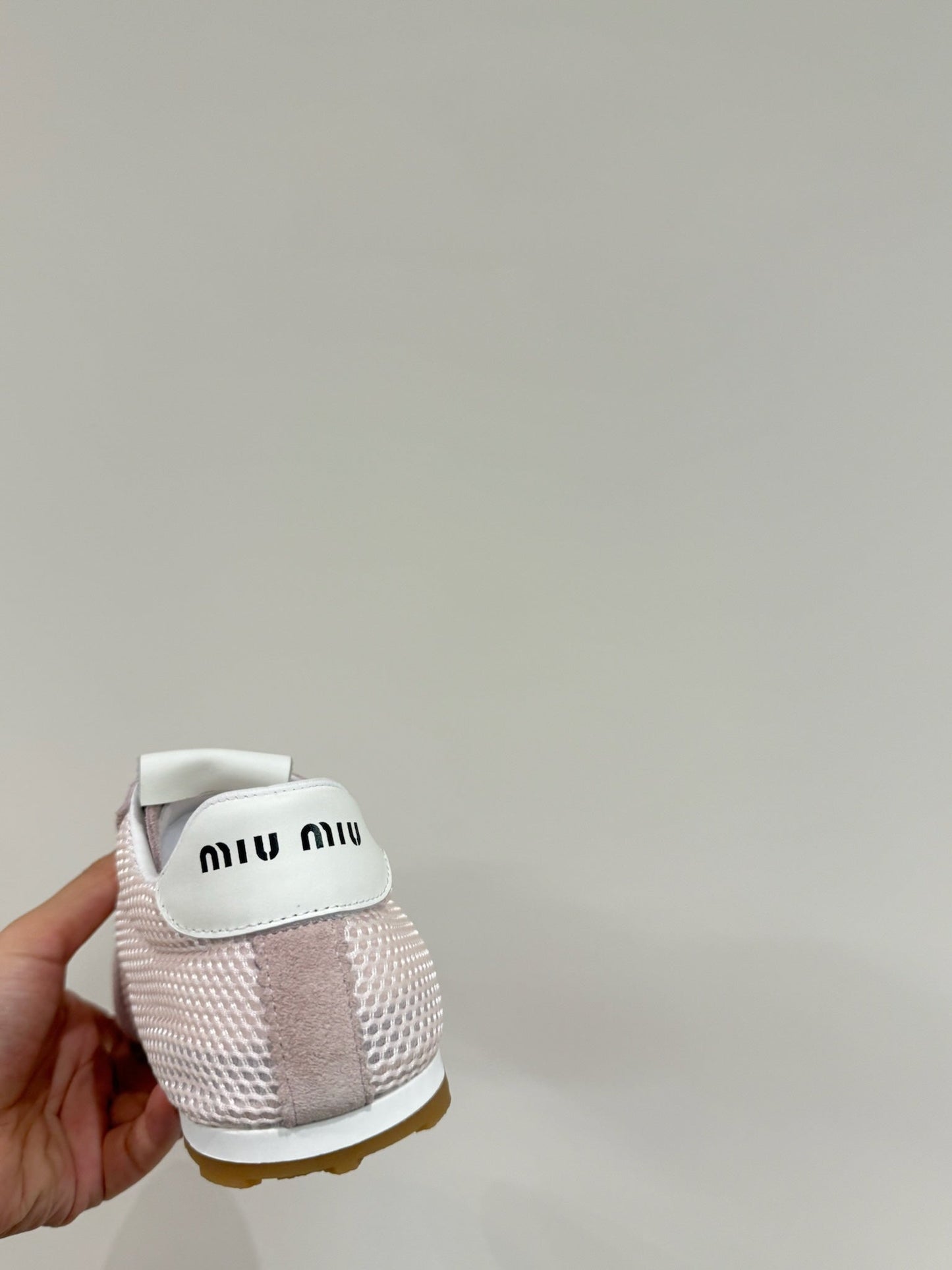 RETRO SNEAKERS IN PASTEL PINK MESH AND SUEDE - 35