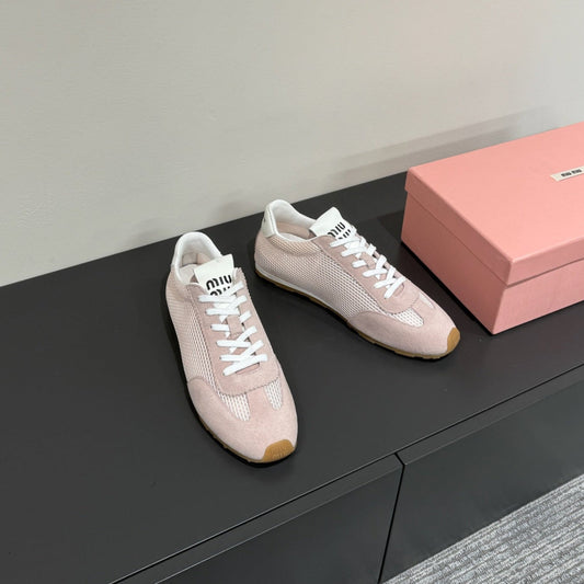 RETRO SNEAKERS IN PASTEL PINK MESH AND SUEDE - 35