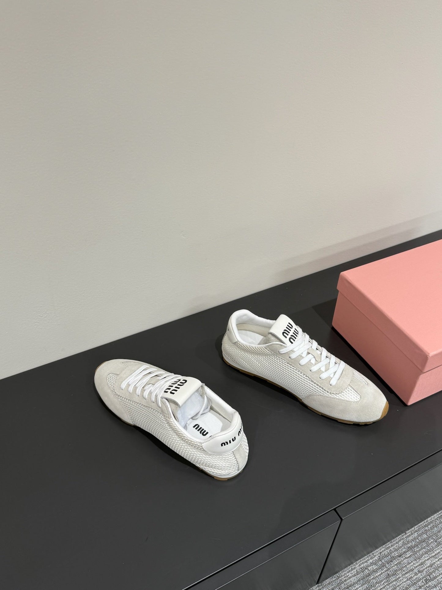 RETRO SNEAKERS IN BEIGE MESH AND SUEDE - 35