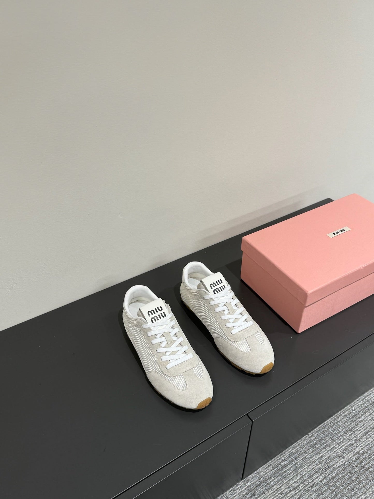 RETRO SNEAKERS IN BEIGE MESH AND SUEDE - 35