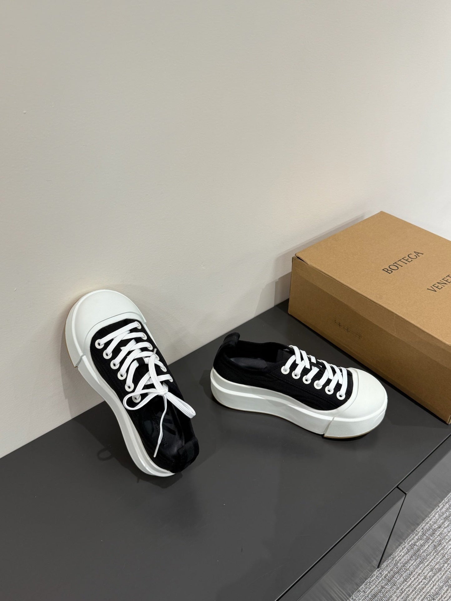 VULCAN PLATFORM SNEAKER IN BLACK CANVAS - 35