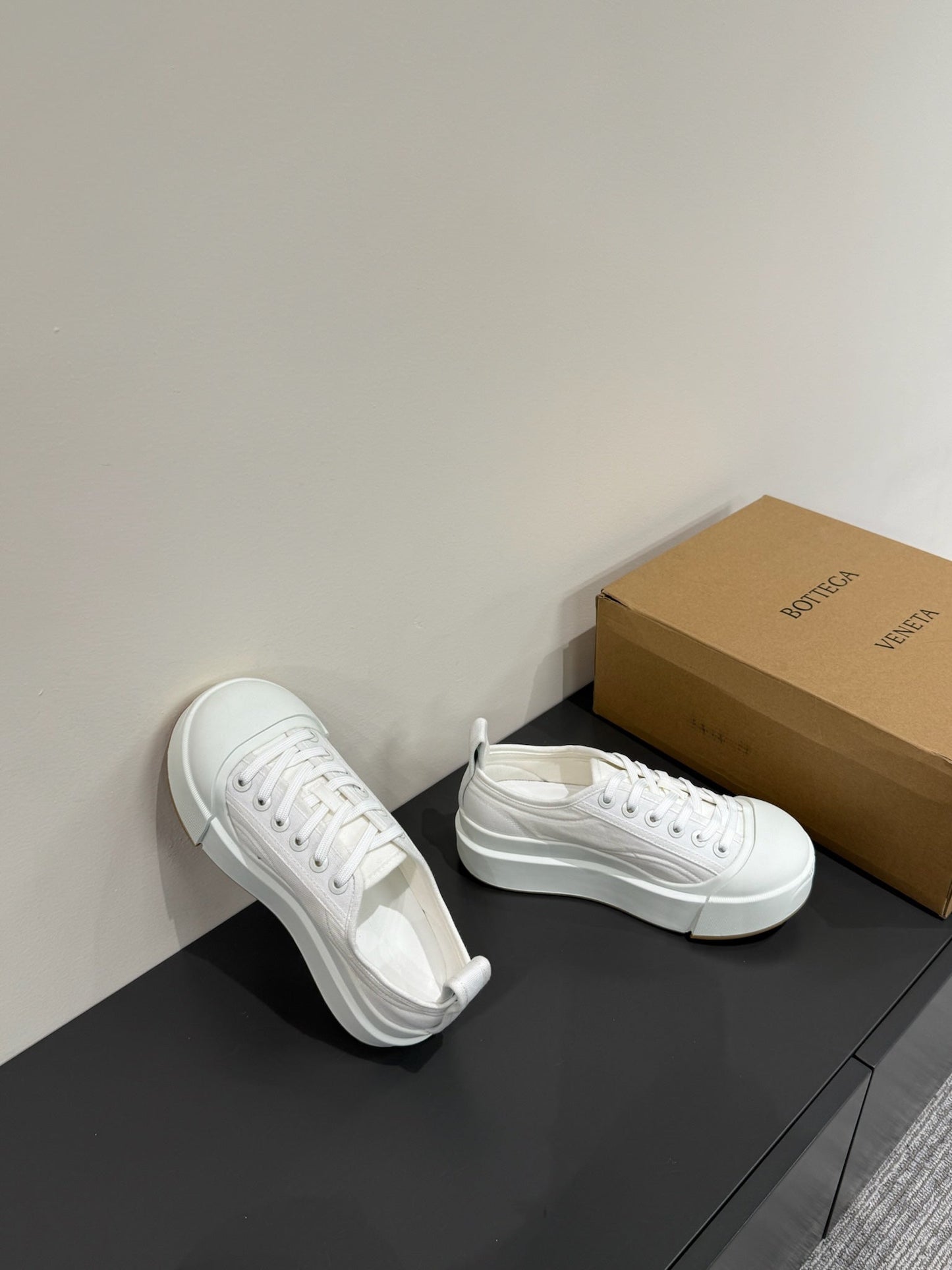 VULCAN PLATFORM SNEAKER IN WHITE CANVAS AND LAMBSKIN - 35