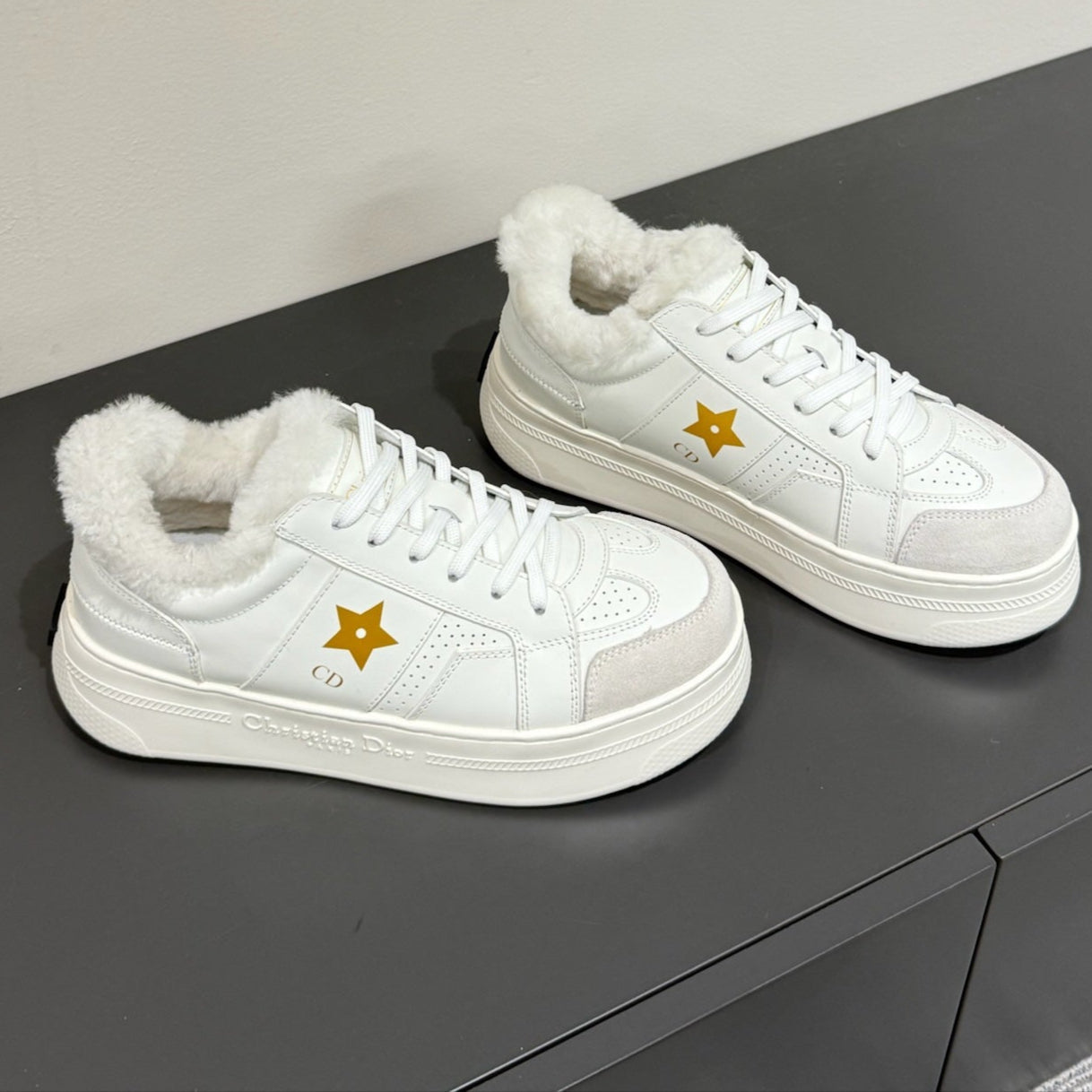 YELLOW STAR SNEAKER WHITE CALFSKIN AND SUEDE CALFSKIN WITH SHEARLING LINING - 35