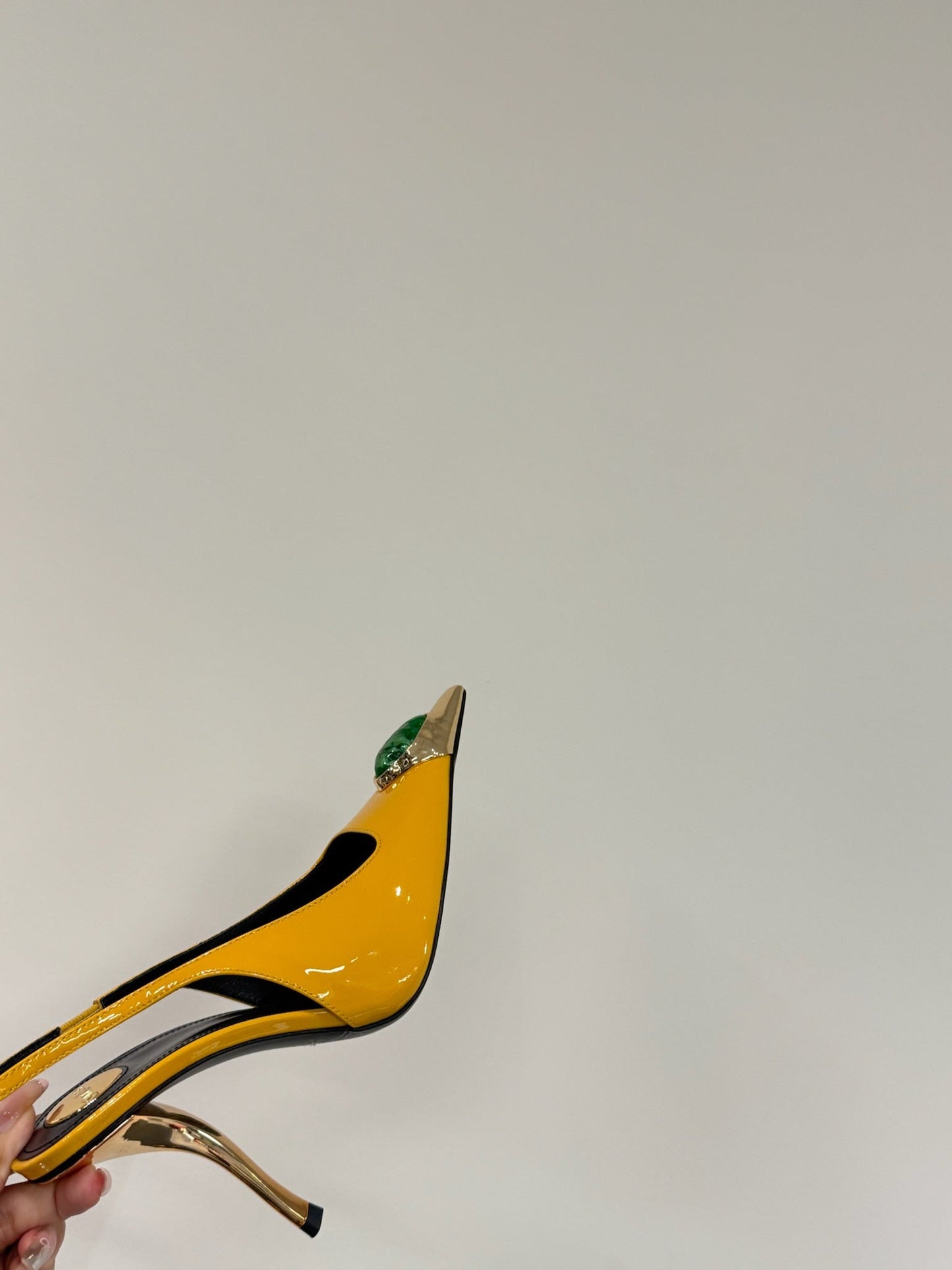 GREEN GEM-STUDDED SLINGBACK PUMPS IN YELLOW PATENT CALFSKIN - 35