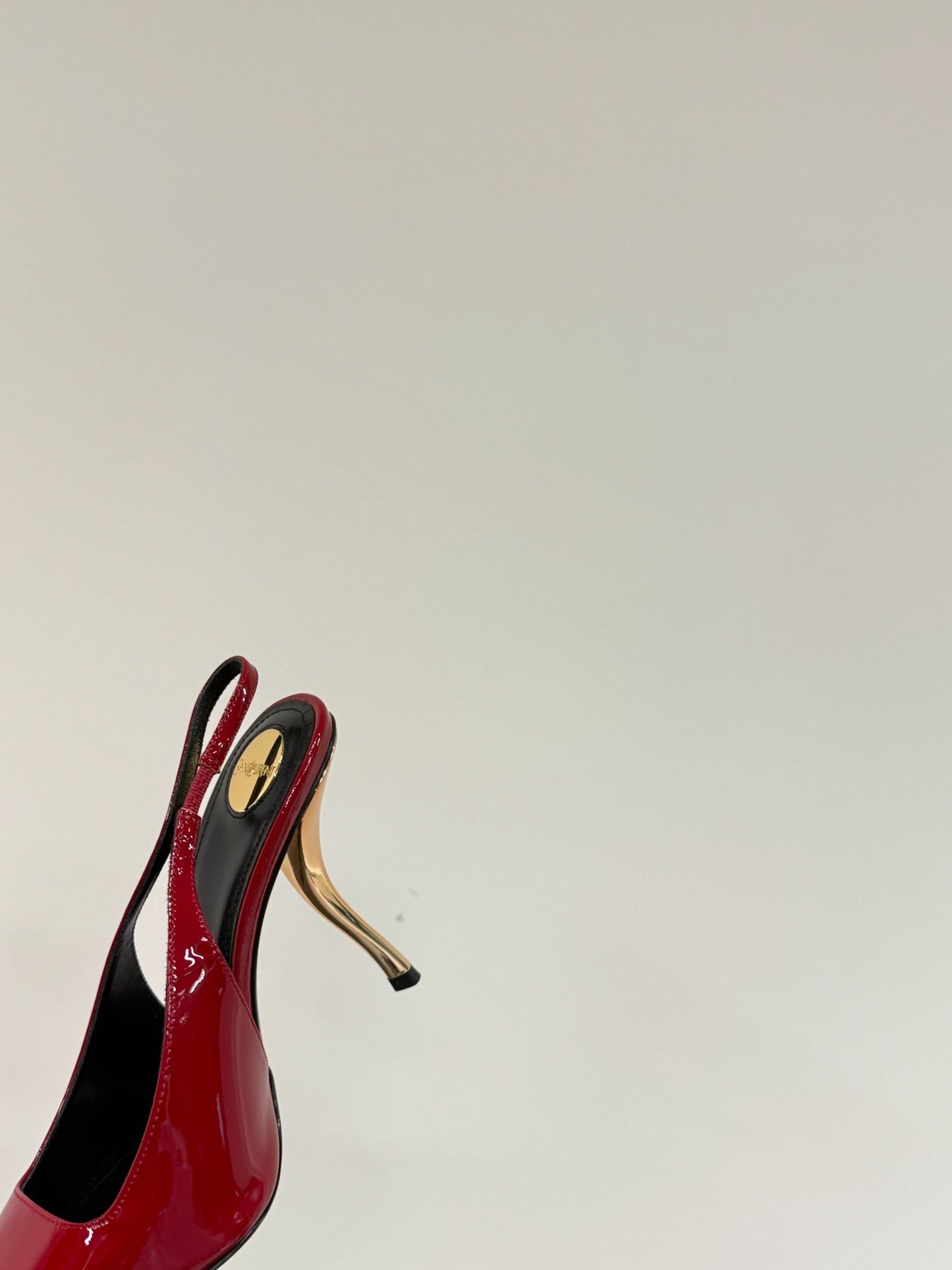 ORANGE GEM-STUDDED SLINGBACK PUMPS IN RED PATENT CALFSKIN - 35