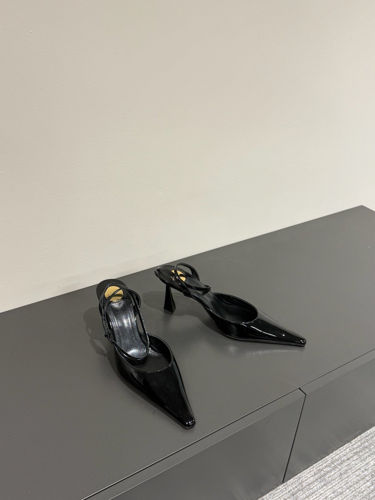 AIMÉE SLINGBACK PUMPS IN BLACK GLOSSY LAMBSKIN - 35