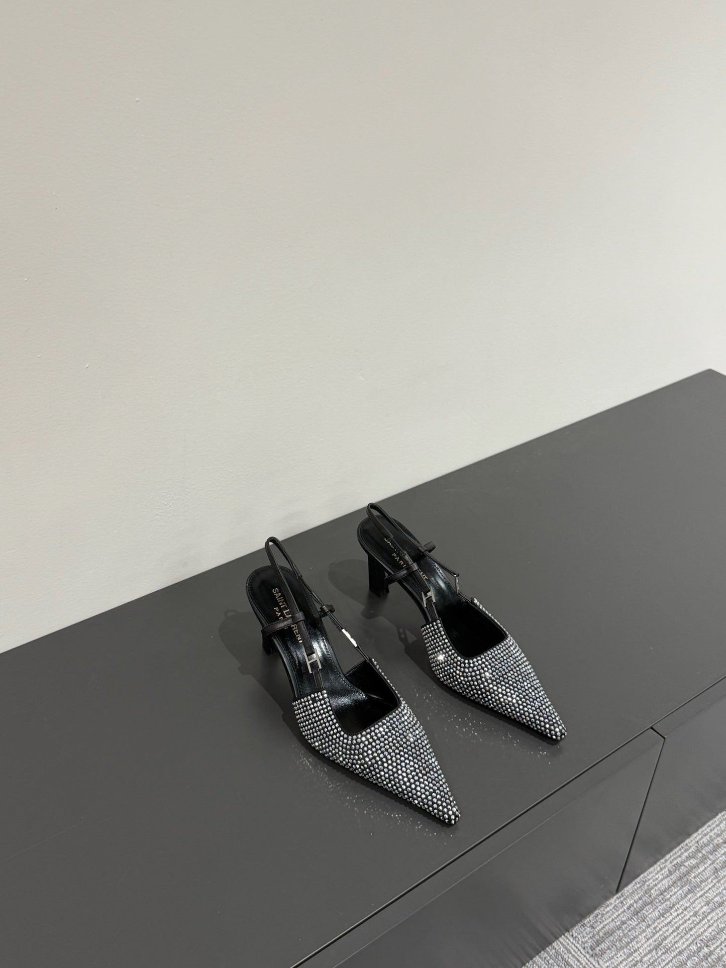 HIGH SLINGBACKS POINTED-TOE IN BLACK LAMBSKIN WITH SILVER CRYSTALS - 35