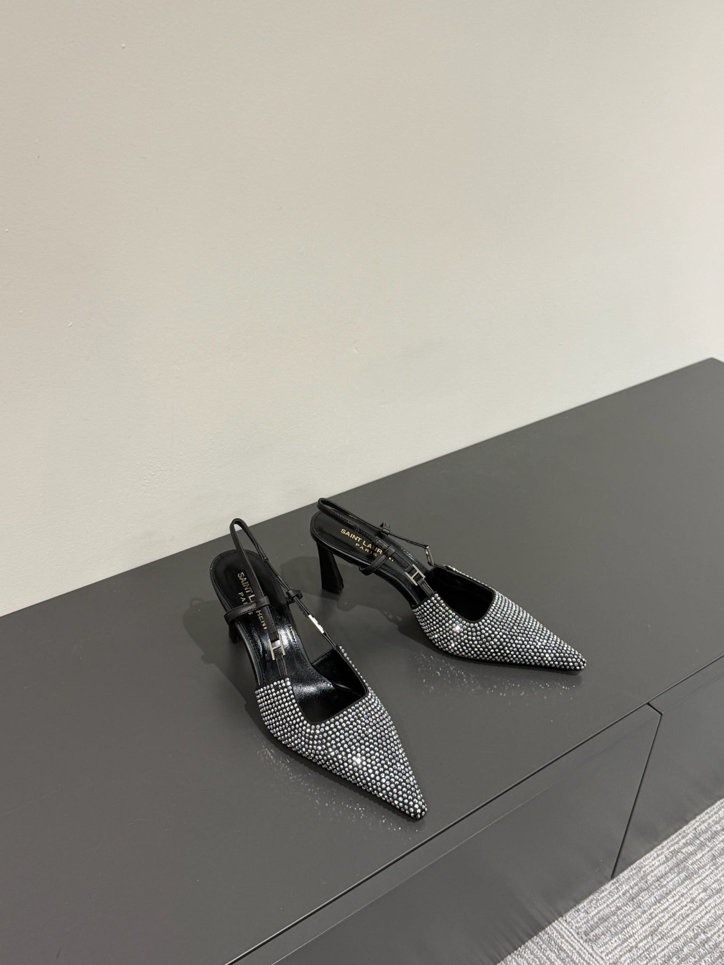 HIGH SLINGBACKS POINTED-TOE IN BLACK LAMBSKIN WITH SILVER CRYSTALS - 35