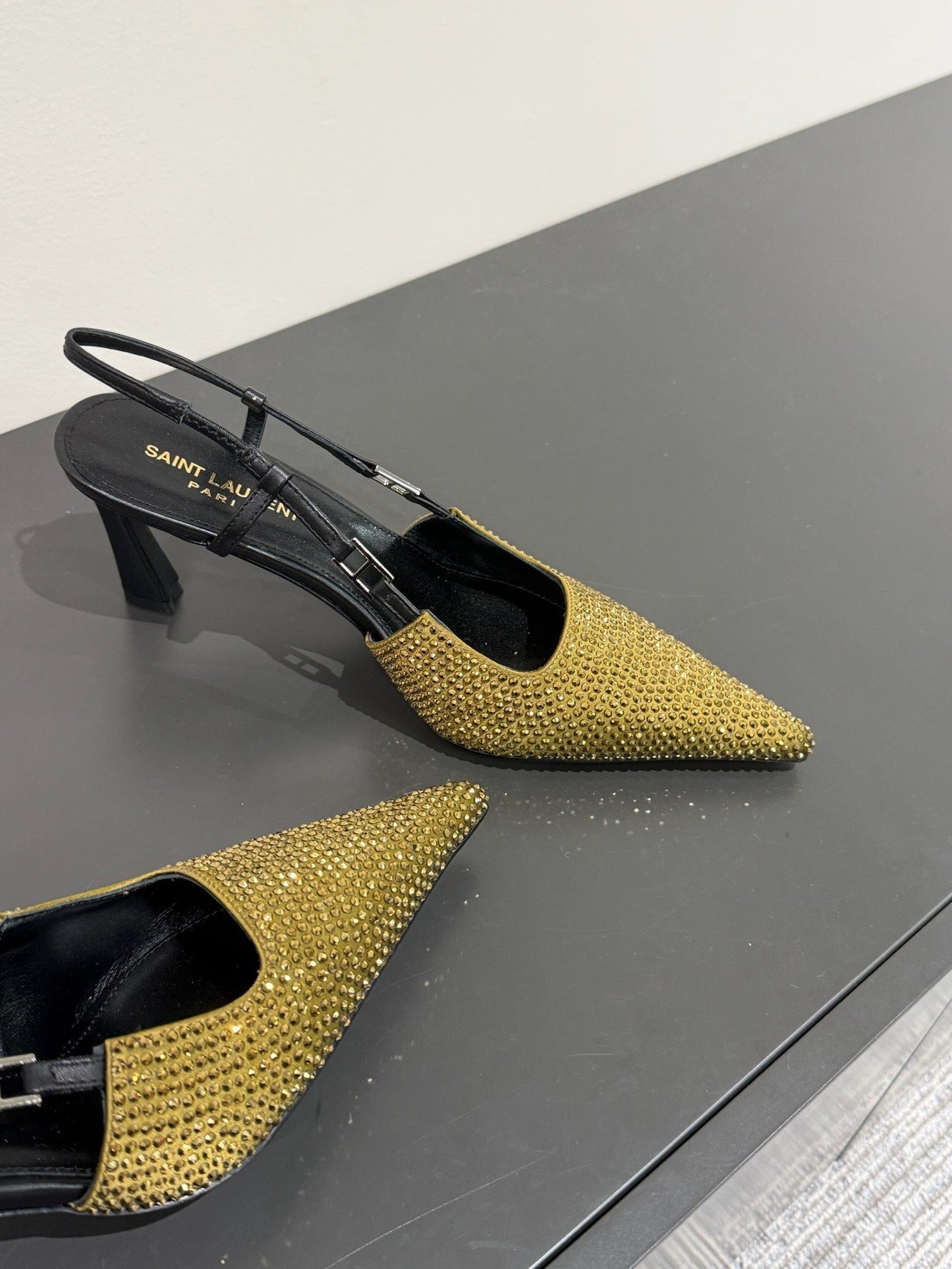 HIGH SLINGBACKS POINTED-TOE IN METALLIC GOLD LAMBSKIN WITH CRYSTALS - 35
