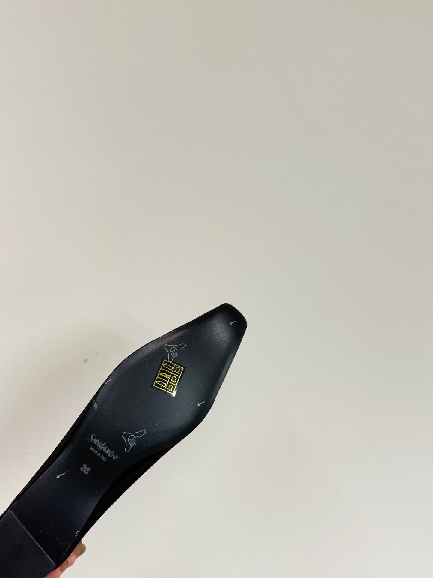 BALLERINA FLATS IN BLACK SATIN - 35
