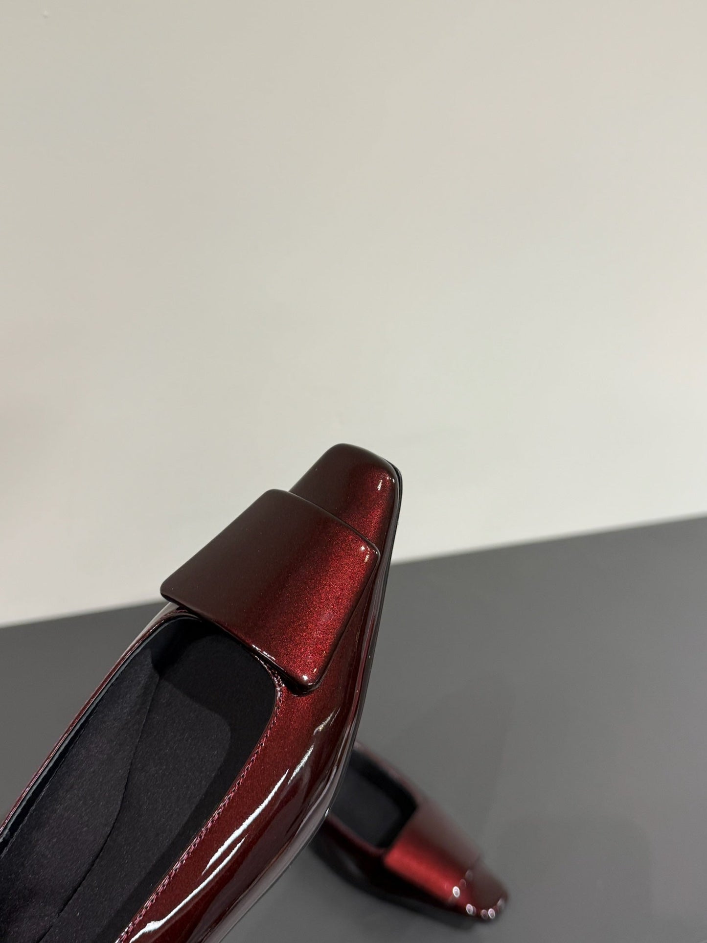 BALLERINA FLATS IN MAHAGANY RED PATENT CALFSKIN - 35