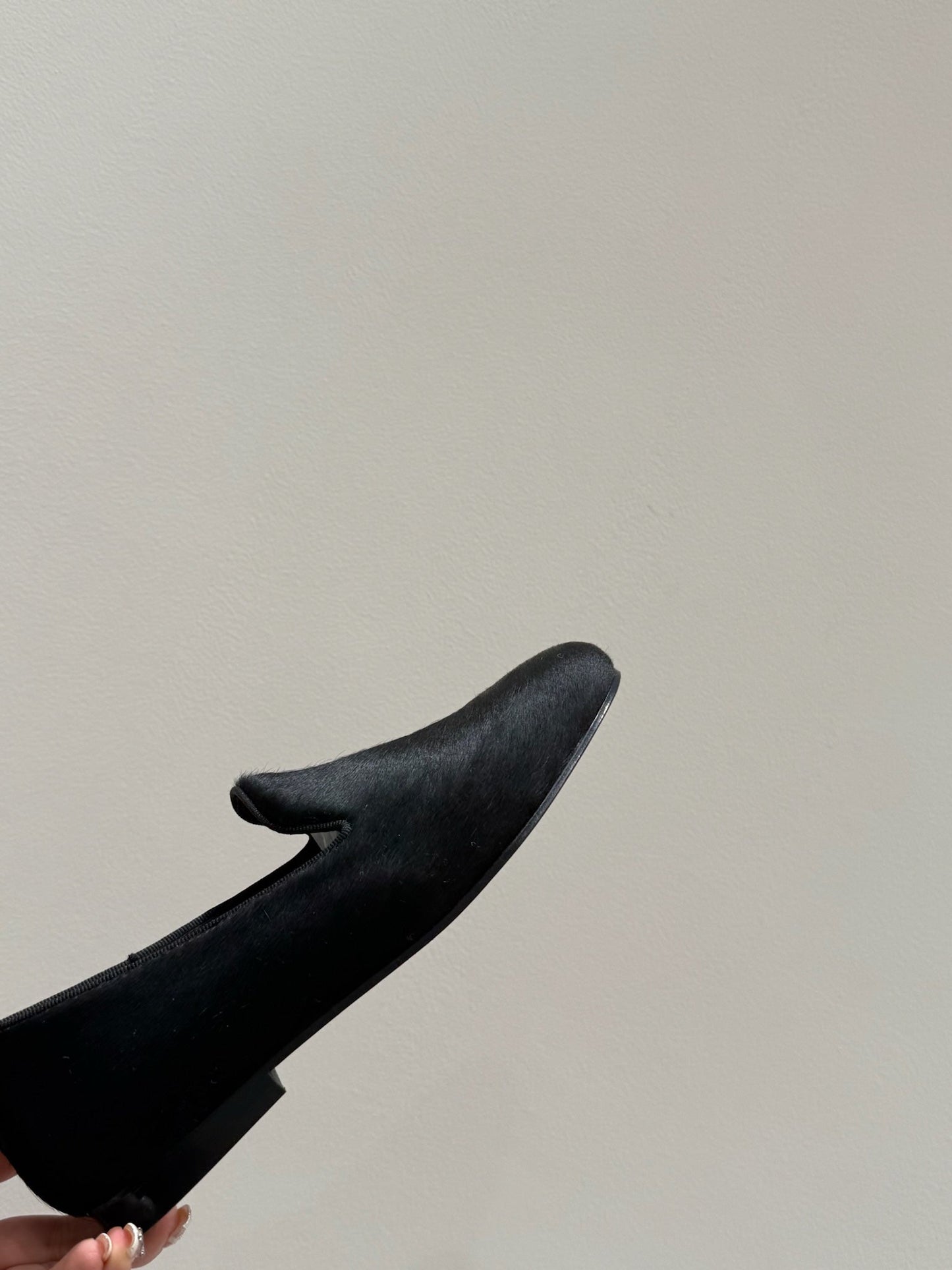 FURRY LOAFERS IN BLACK CALF HAIR - 35