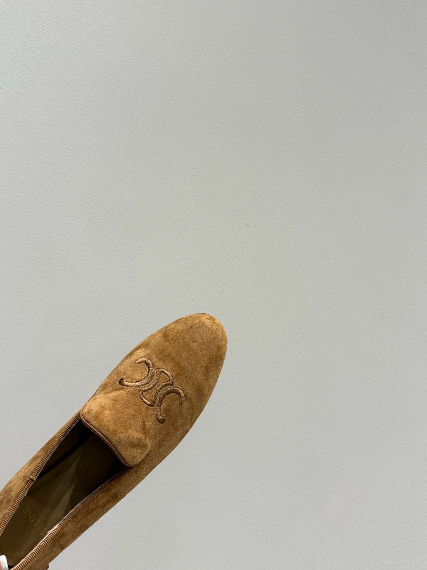 LOAFERS IN PEANUT BROWN SUEDE EMBROIDERED LOGO - 35