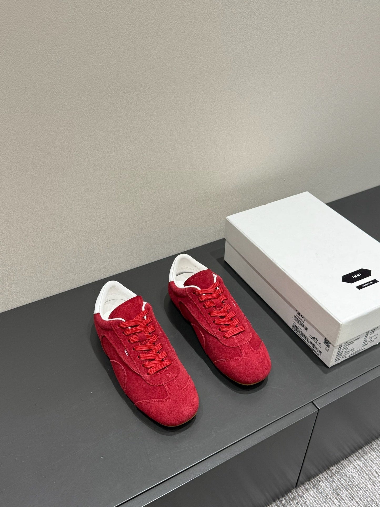 LACE-UP SNEAKER IN RED SUEDE - 35