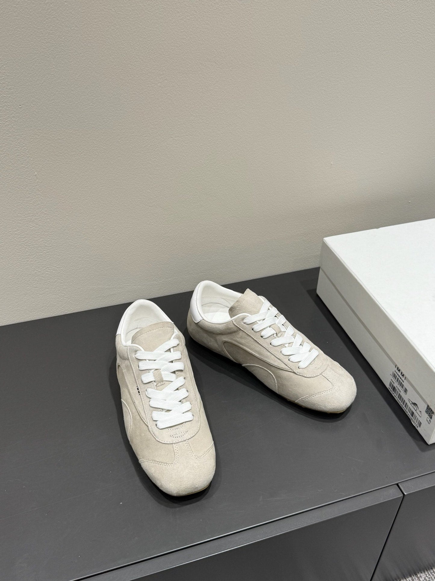 LACE-UP SNEAKER IN BEIGE SUEDE - 35