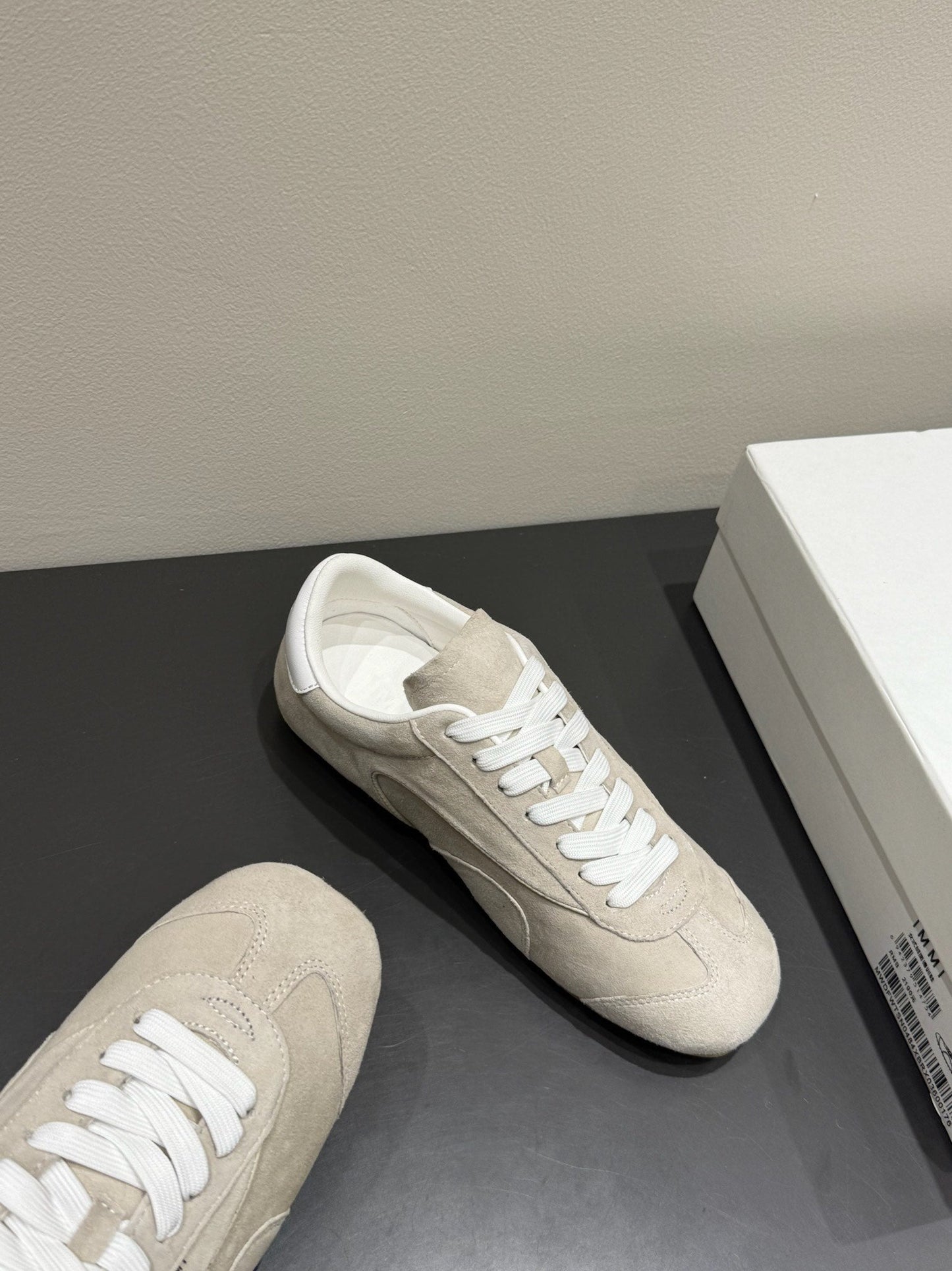 LACE-UP SNEAKER IN BEIGE SUEDE - 35