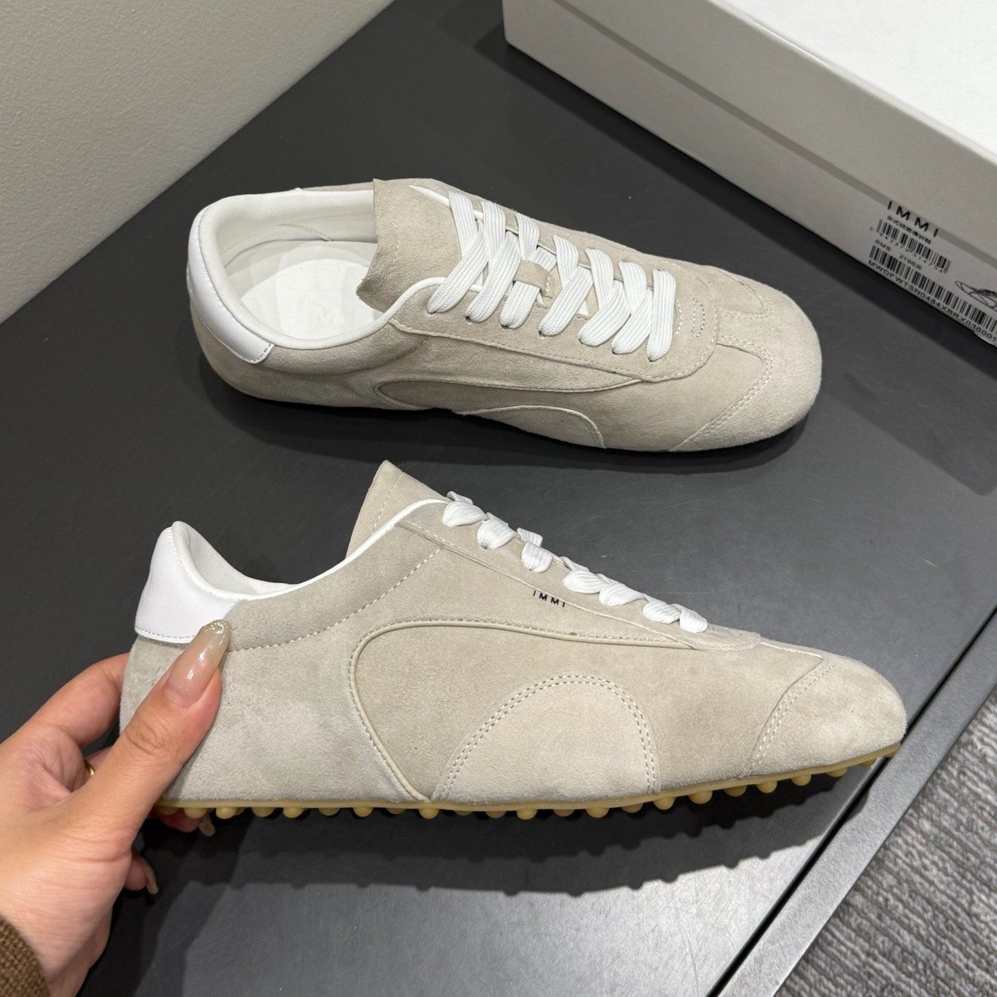 LACE-UP SNEAKER IN BEIGE SUEDE - 35