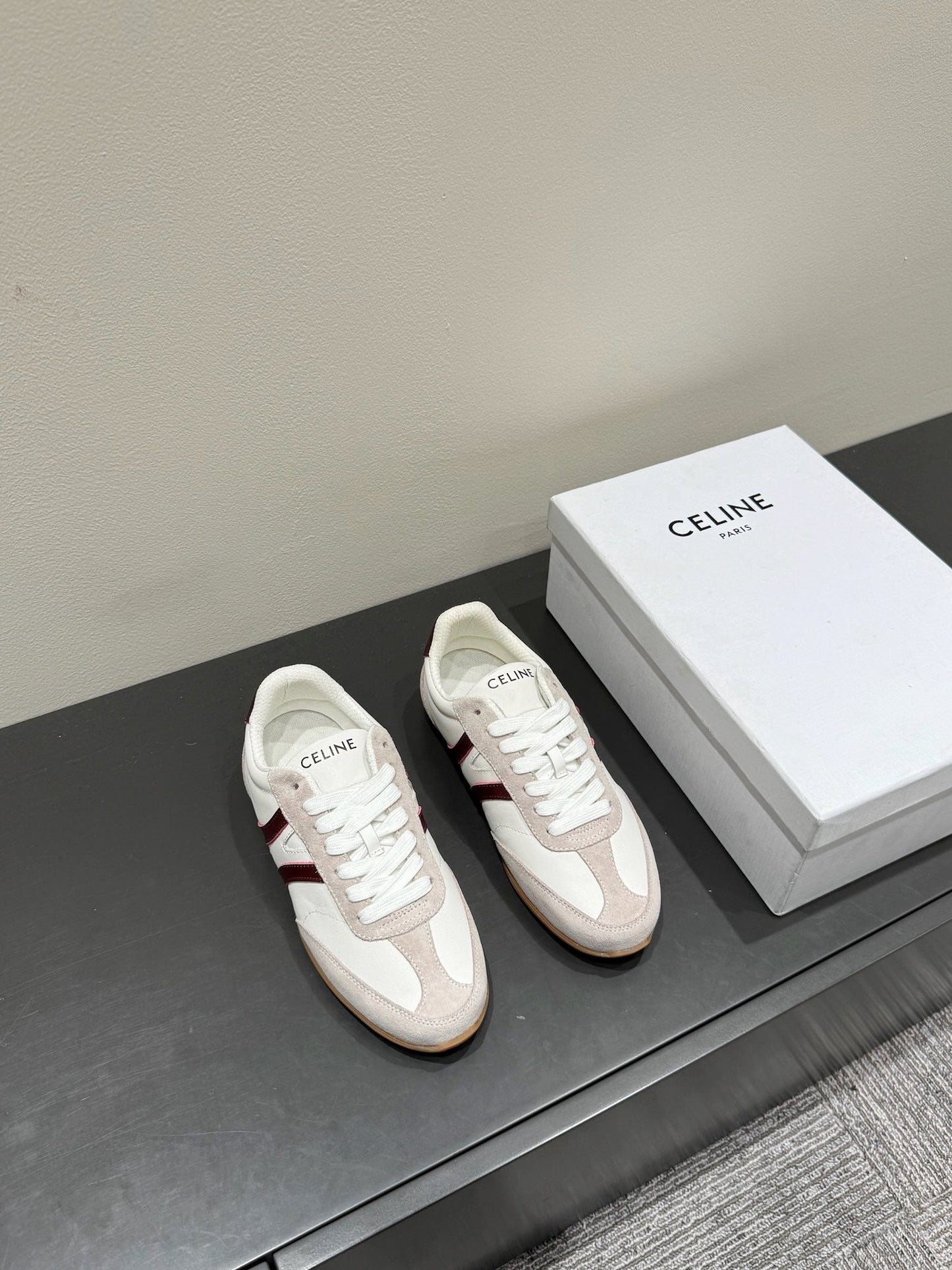 JOGGER LOW LACE-UP SNEAKER IN CALFSKIN & SUEDE WHITE/BEIGE/RED - 35