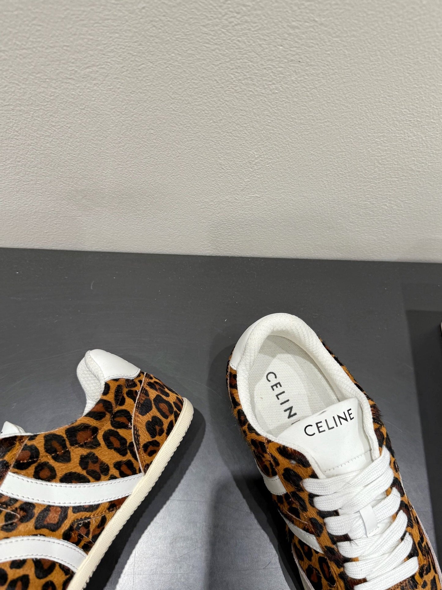 JOGGER LOW LACE-UP SNEAKER IN LEOPARD PRINTED HAIRY CALFSKIN - 35