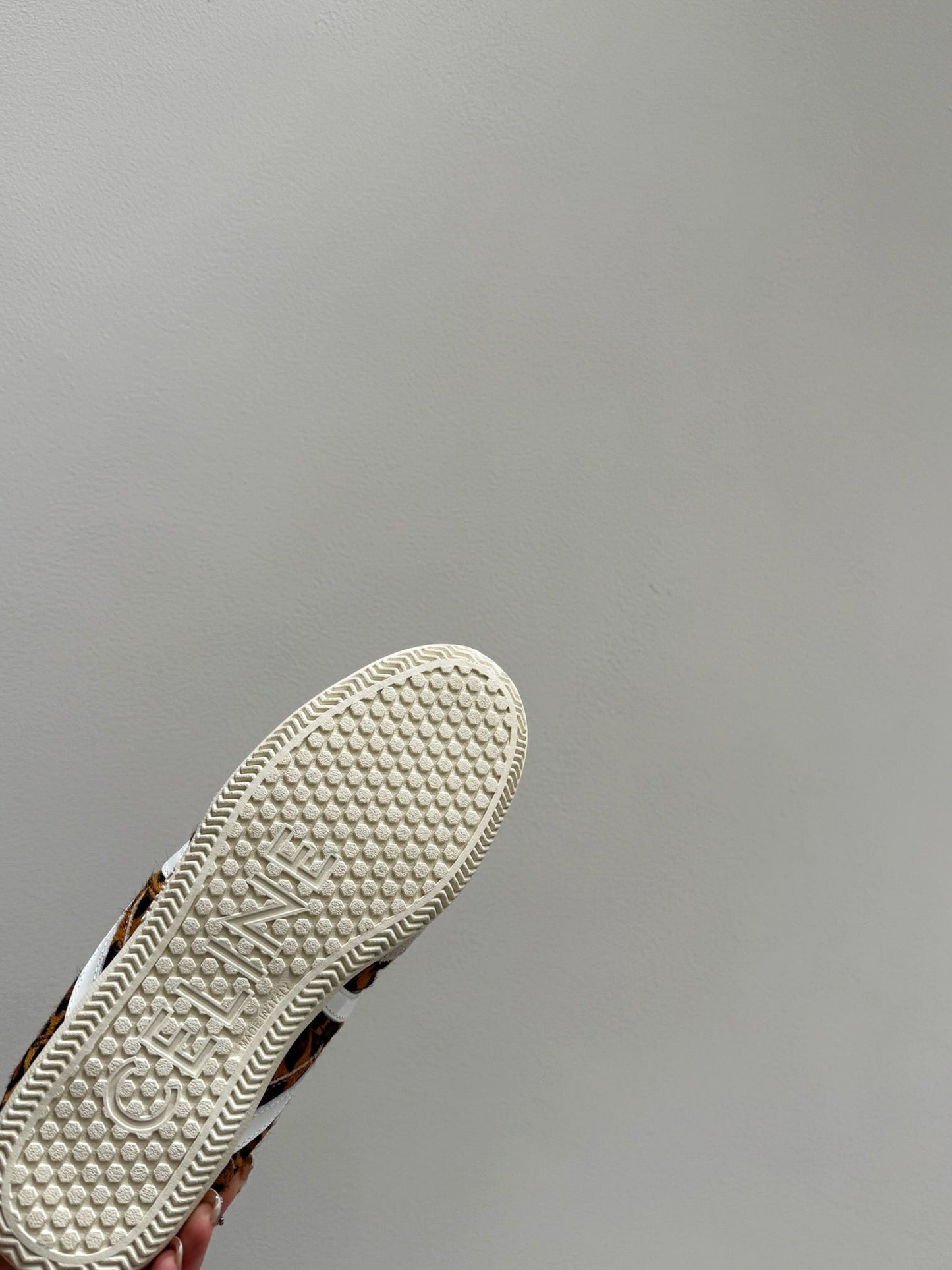 JOGGER LOW LACE-UP SNEAKER IN LEOPARD PRINTED HAIRY CALFSKIN - 35
