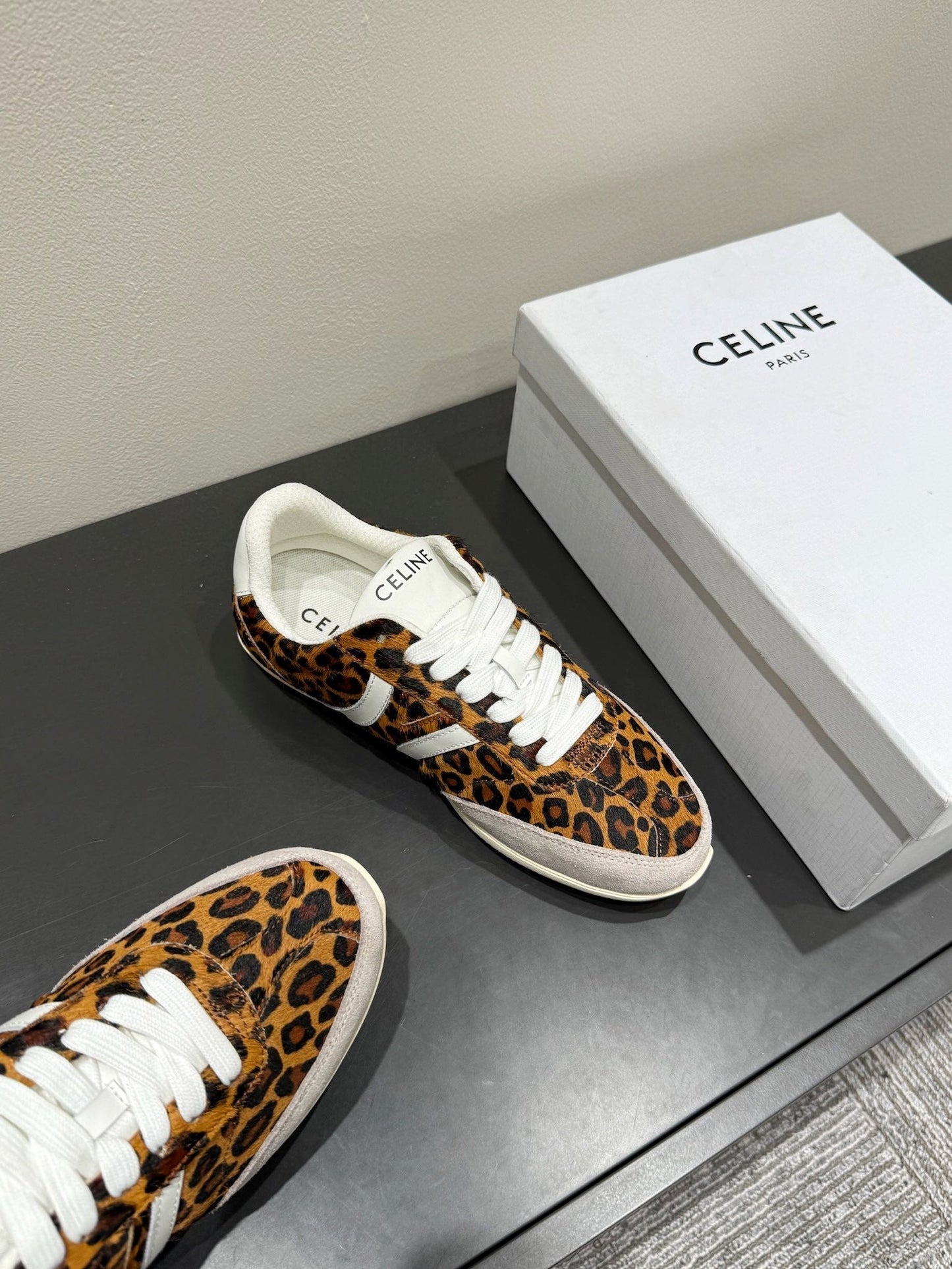 JOGGER LOW LACE-UP SNEAKER IN LEOPARD PRINTED HAIRY CALFSKIN - 35