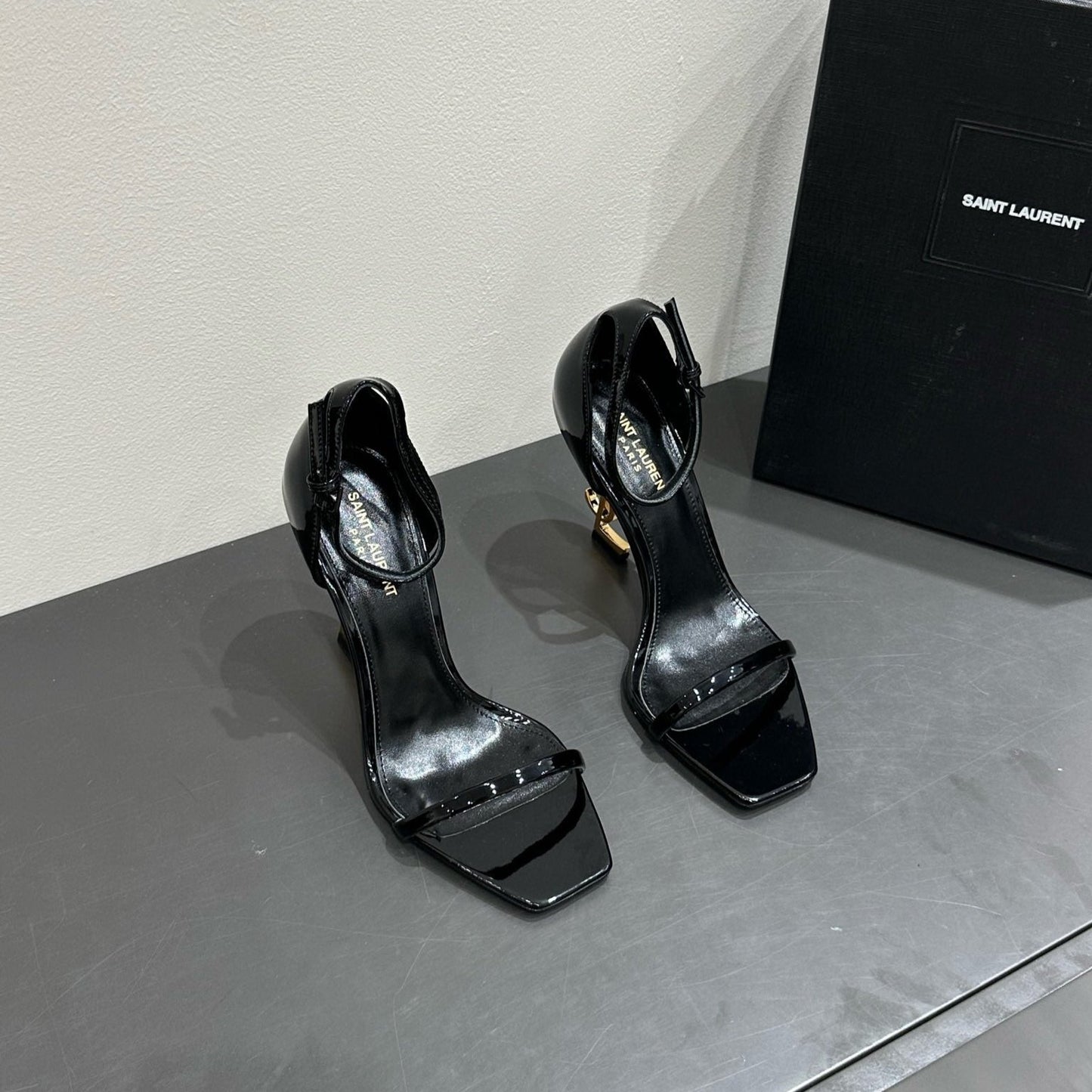YSL HEELED SANDALS 25S 105 MM IN BLACK GLOSSY LAMBSKIN WITH GOLD HARDWARE - 34
